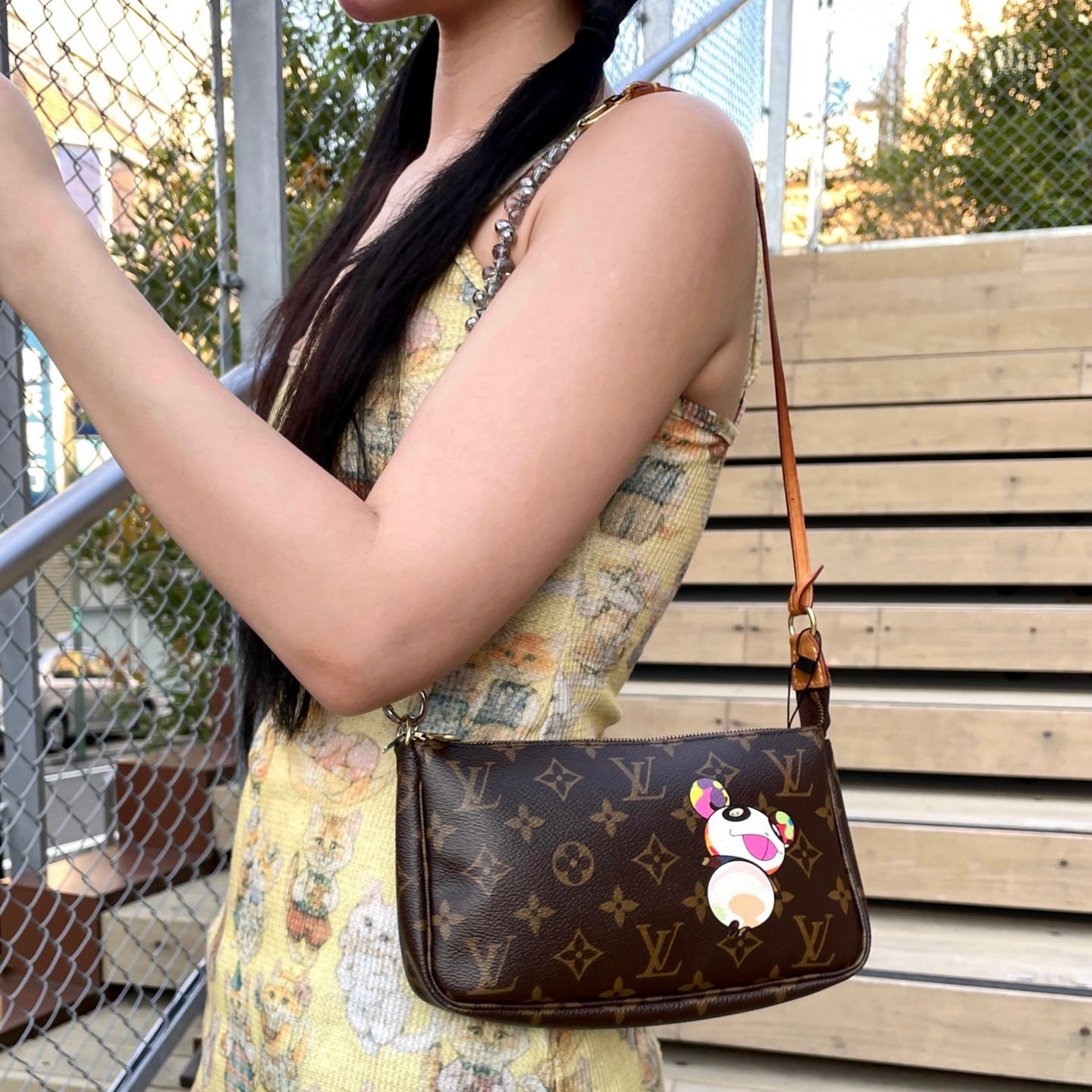 RARE☆☆☆ LOUIS VUITTON Monogram Panda Pochette Accessoires M51981
