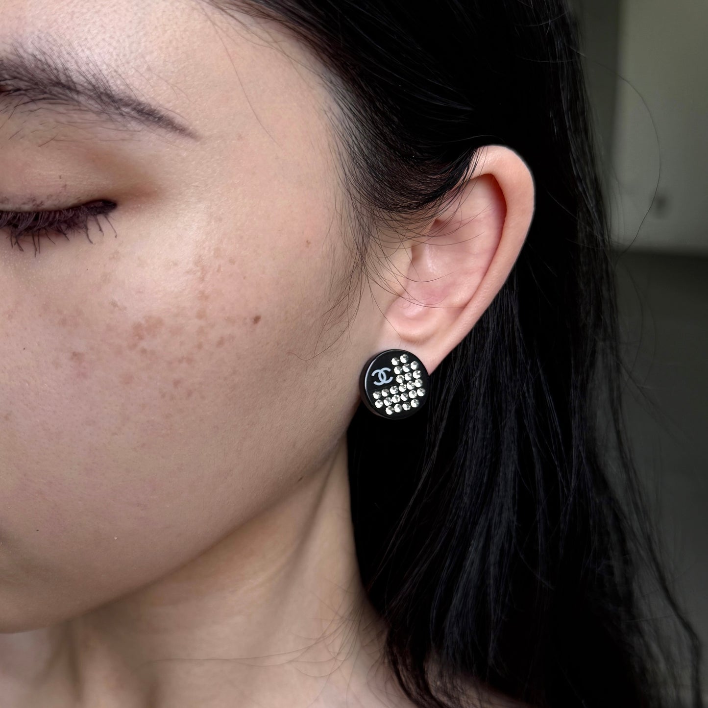 CHANEL Rhinestone Coco Mark Round Earrings 05P Acrylic Black Silver