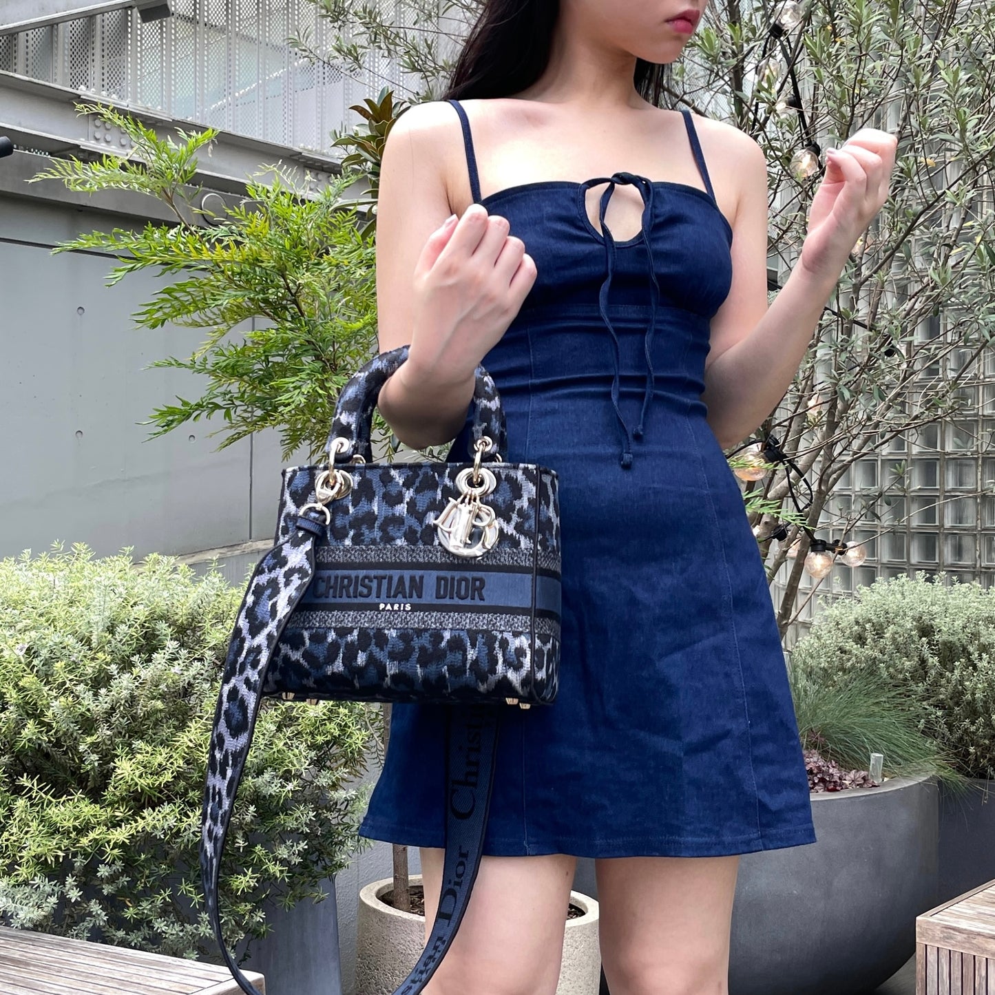 CHRISTIAN DIOR Lady D-Lite Bag MM/Strap included/Regular price: 765,000JPY