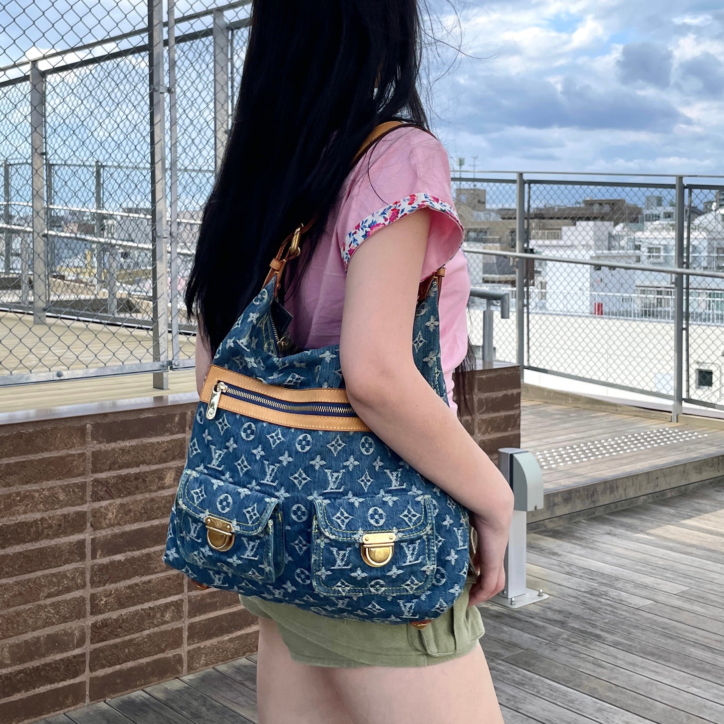 RARE★★★★LOUIS VUITTON 2005 Monogram Denim & Leather Baggy Shoulder Bag M95048 Large Blue & Brown