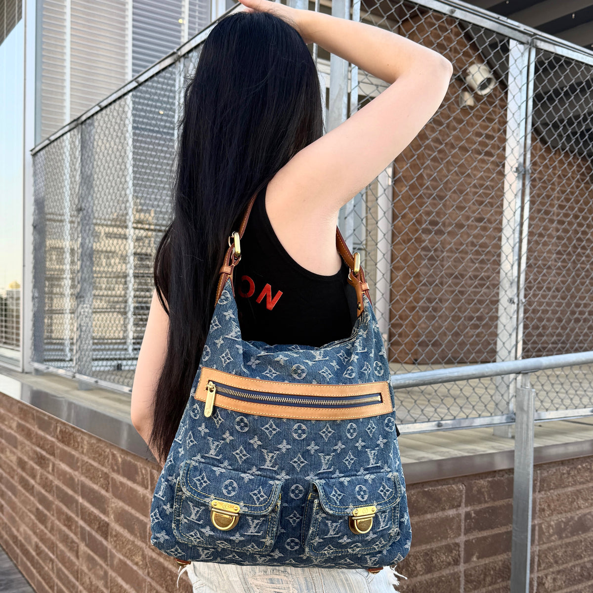 RARE★★★★LOUIS VUITTON 2005 Monogram Denim & Leather Baggy Shoulder Bag M95048 Large Blue & Brown #