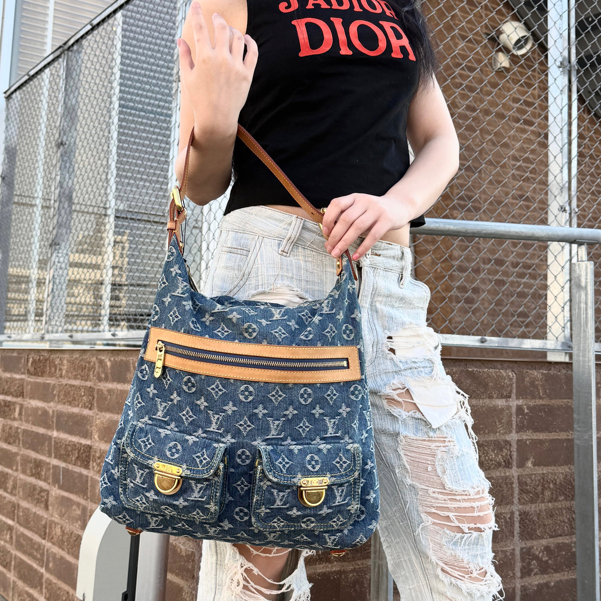 RARE★★★★LOUIS VUITTON 2005 Monogram Denim & Leather Baggy Shoulder Bag M95048 Large Blue & Brown #