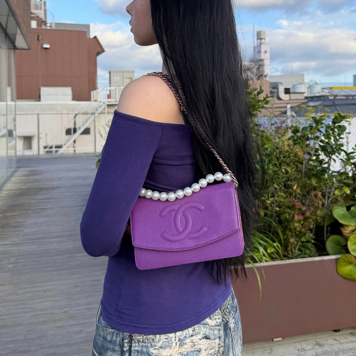 RARE☆☆☆CHANEL 2000 Jumbo CC Logo Caviar Skin Wallet On Chain Shoulder Flap Pouch Purple & Gold