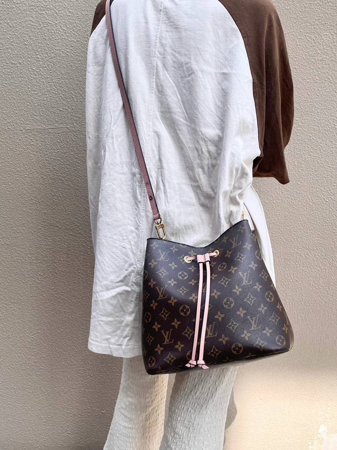 LOUIS VUITTON Monogram Boulogne 30 M51265 Brown