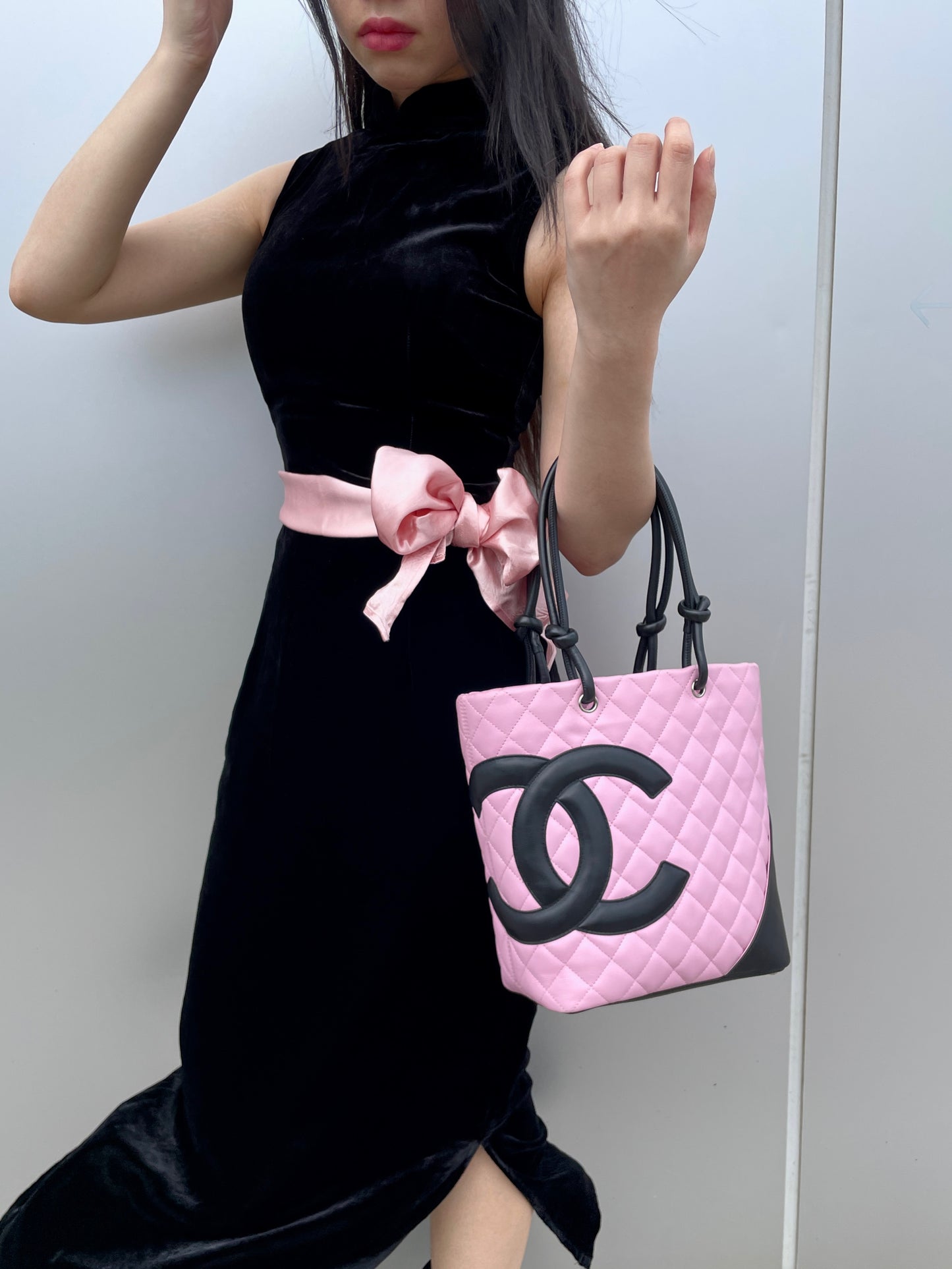 RARE☆☆☆☆CHANEL Cambon Line Matelassé Tote Hand Bag PM Pink & Black