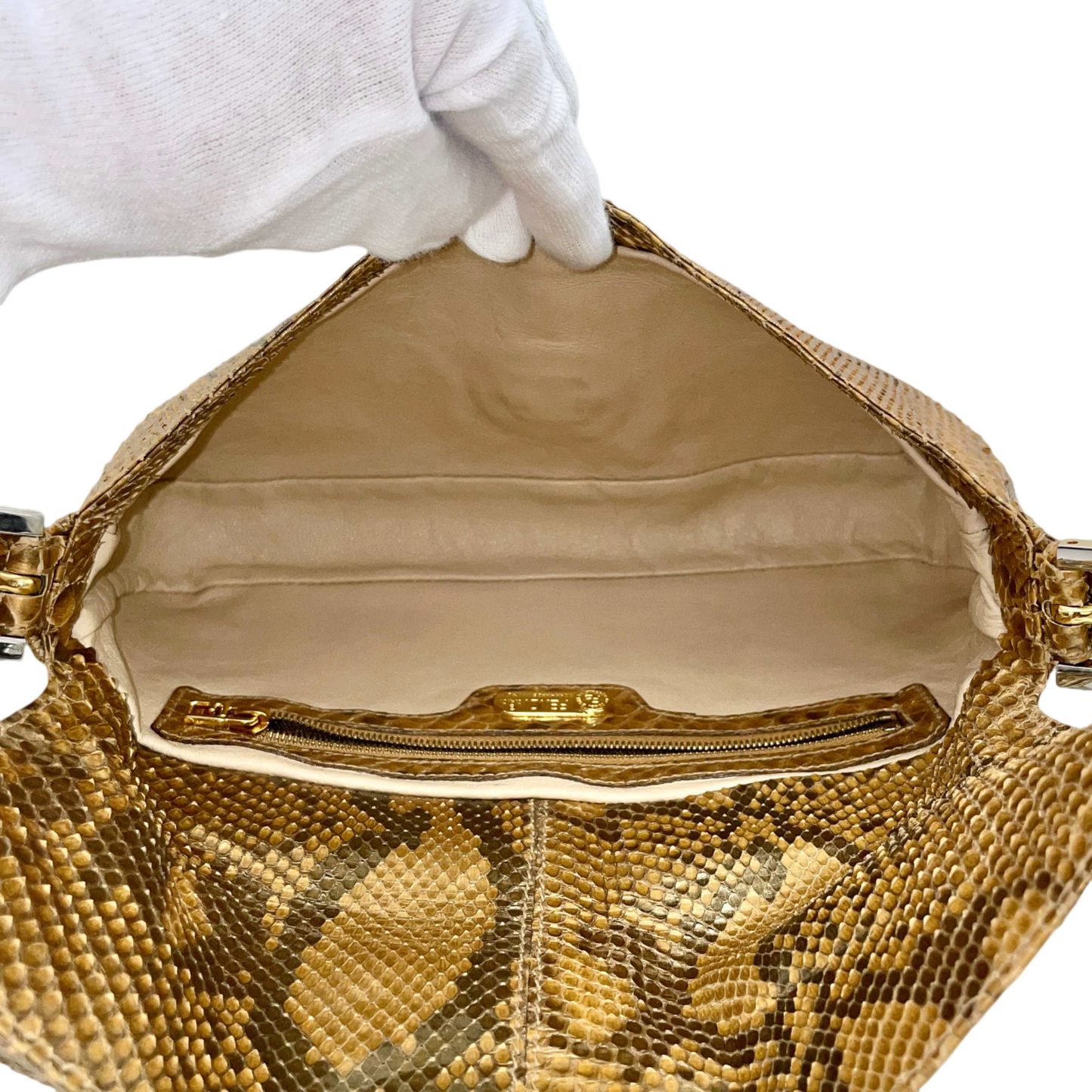 RARE☆☆☆FENDI Python motif Mamma bucket shoulder bag