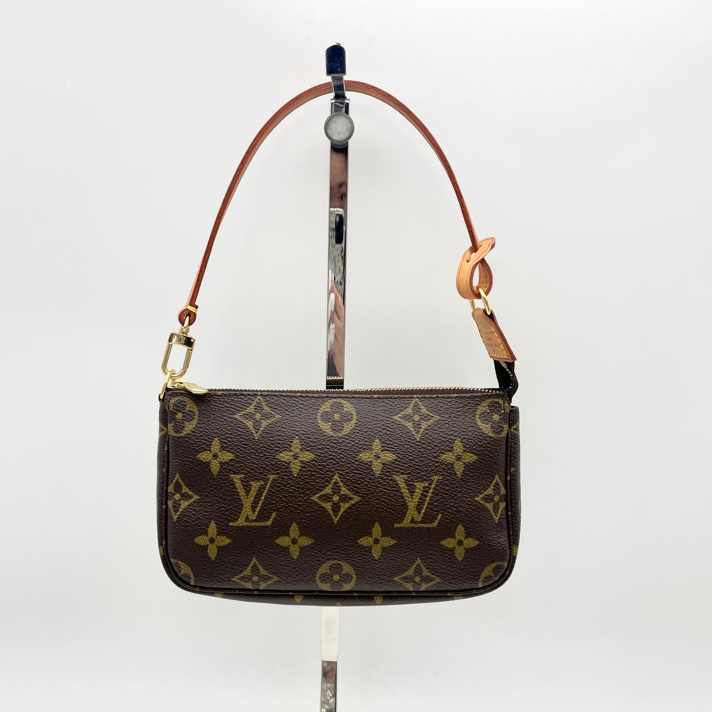 AUTH Pre-owned LOUIS VUITTON Monogram Mini Pochette Accessory M58009