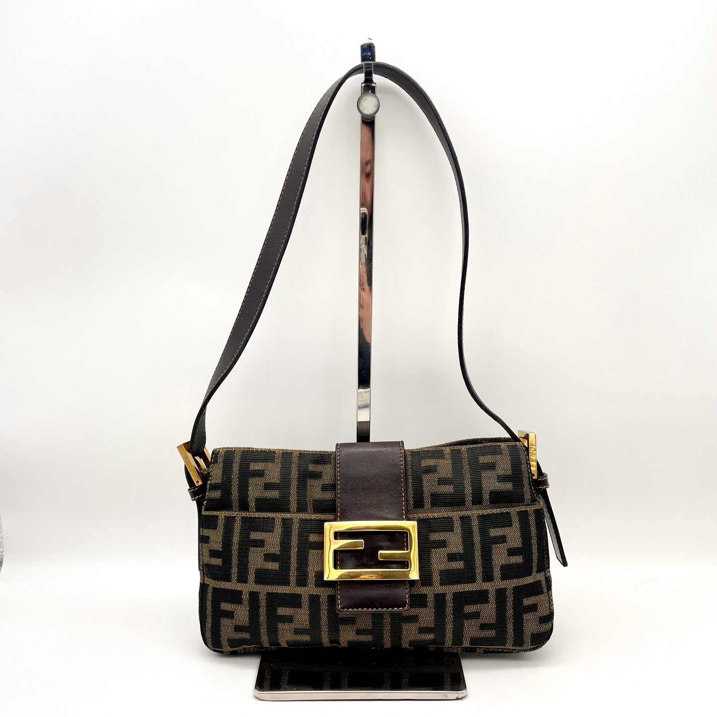 RARE☆☆FENDI ｽﾞｯｶ 平口 ﾐﾆﾏﾝﾏﾊﾞｹｯﾄ ｼｮﾙﾀﾞｰﾊﾞｯｸﾞ ﾌﾞﾗｳﾝ ｷｬﾝﾊﾞｽ ﾚｻﾞｰ GHW