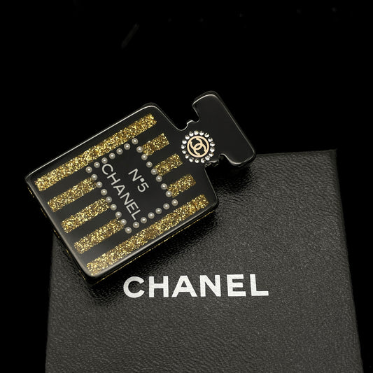 CHANEL 2017 Perfume Motif Rhinestone Brooch 17A Black & Gold