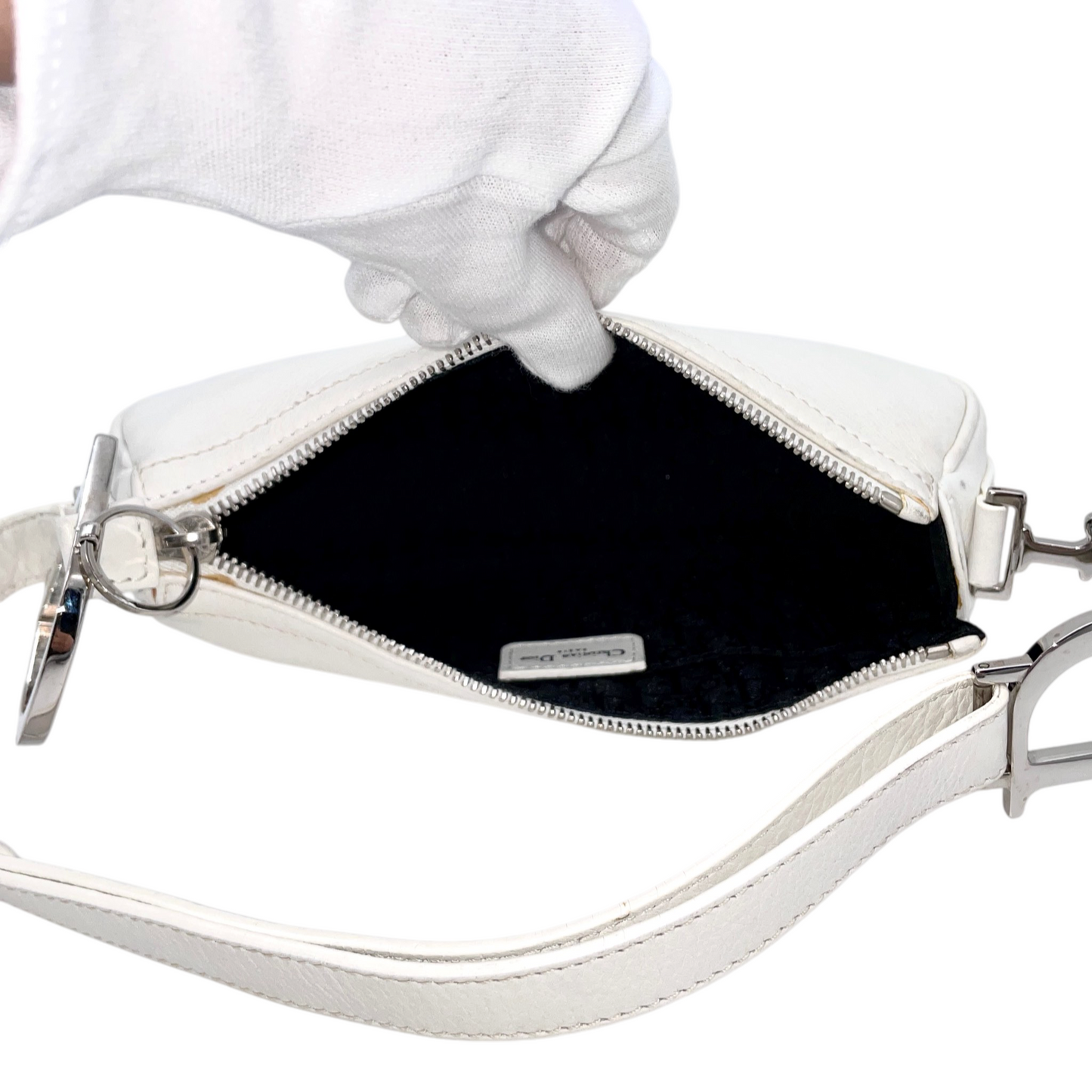 RARE☆☆☆☆CHRISTIAN DIOR 2004 D Pendant Dior Chain Accessory Pouch Shoulder Bag White & Silver