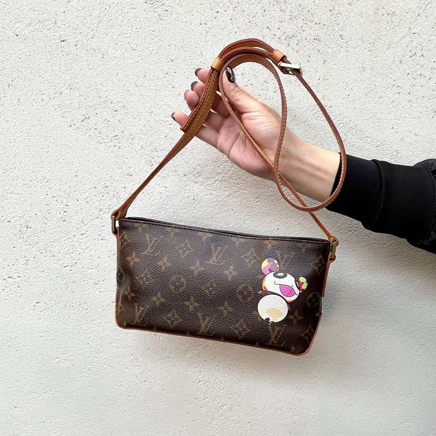 RARE☆☆☆LOUIS VUITTON ﾓﾉｸﾞﾗﾑ･ﾊﾟﾝﾀﾞ ﾄﾛﾀｰ M51241 ｸﾛｽﾎﾞﾃﾞｨｼｮﾙﾀﾞｰﾊﾞｯｸﾞ