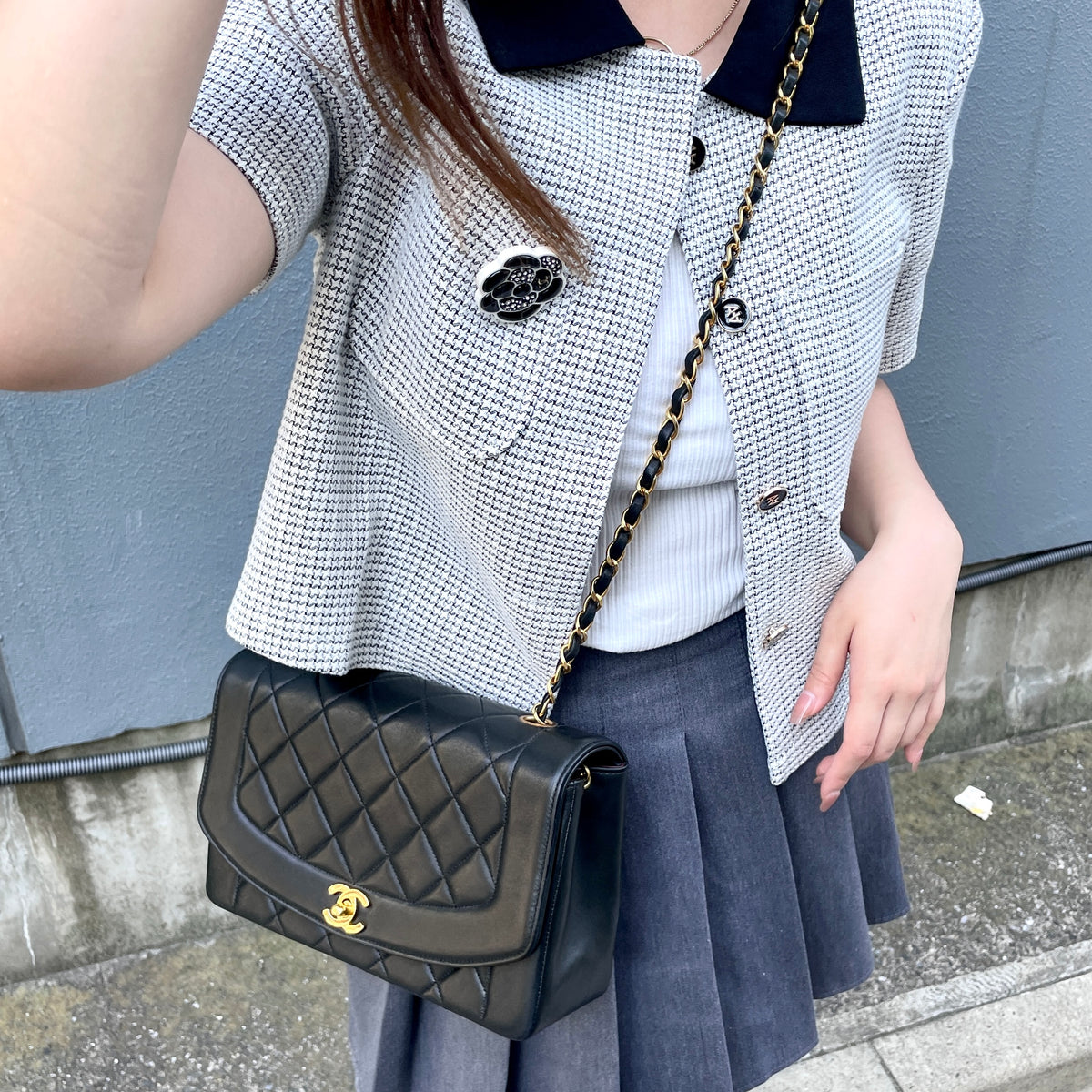 CHANEL 1998~1999 Matelassé Lambskin Diana 25cm Chain Shoulder Flap Bag Medium Black Gold