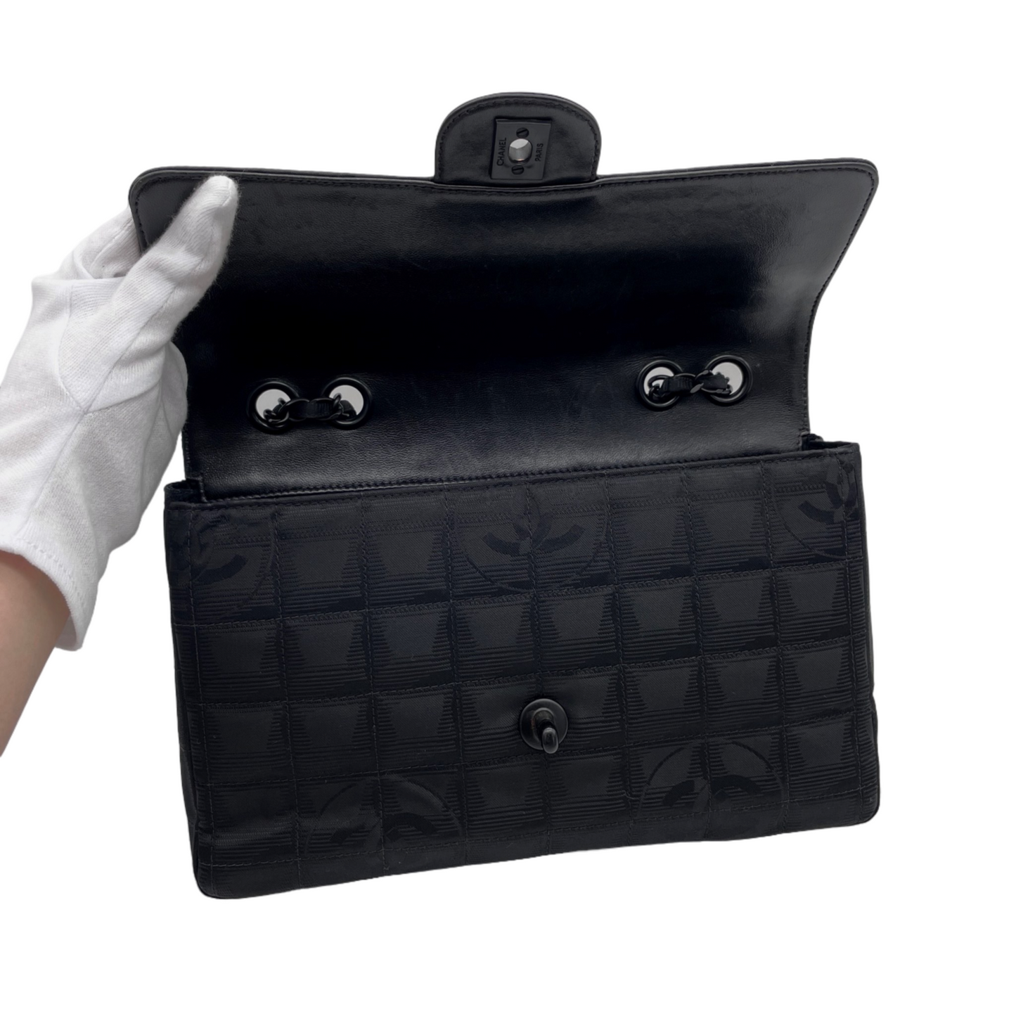 RARE☆☆☆☆CHANEL 2001 New Travel Line Chocolate Bar Double Chain Shoulder Single Flap Bag Black