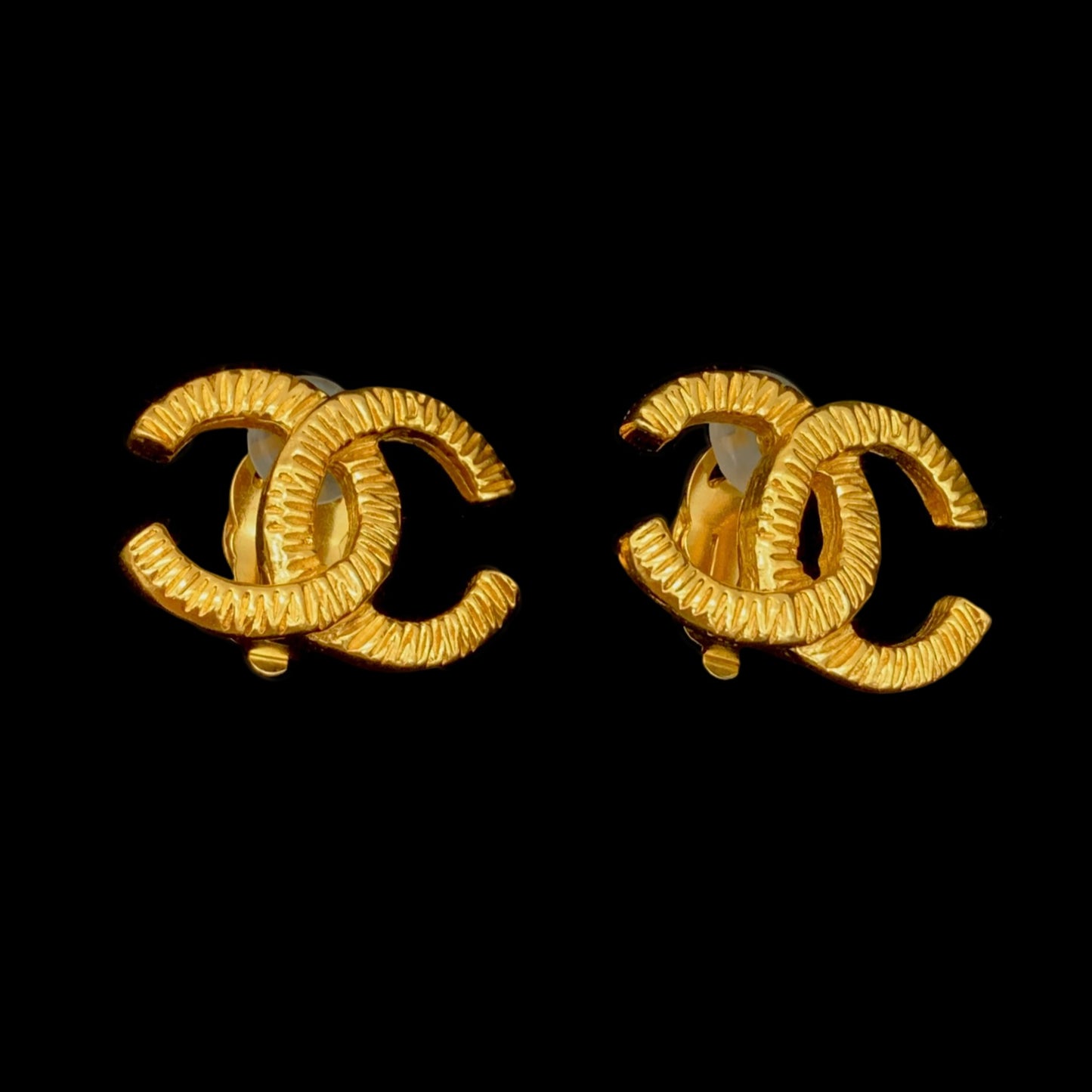 Afar Vintage Pre-owned CHANEL Coco Mark Pendant Earrings/Gold