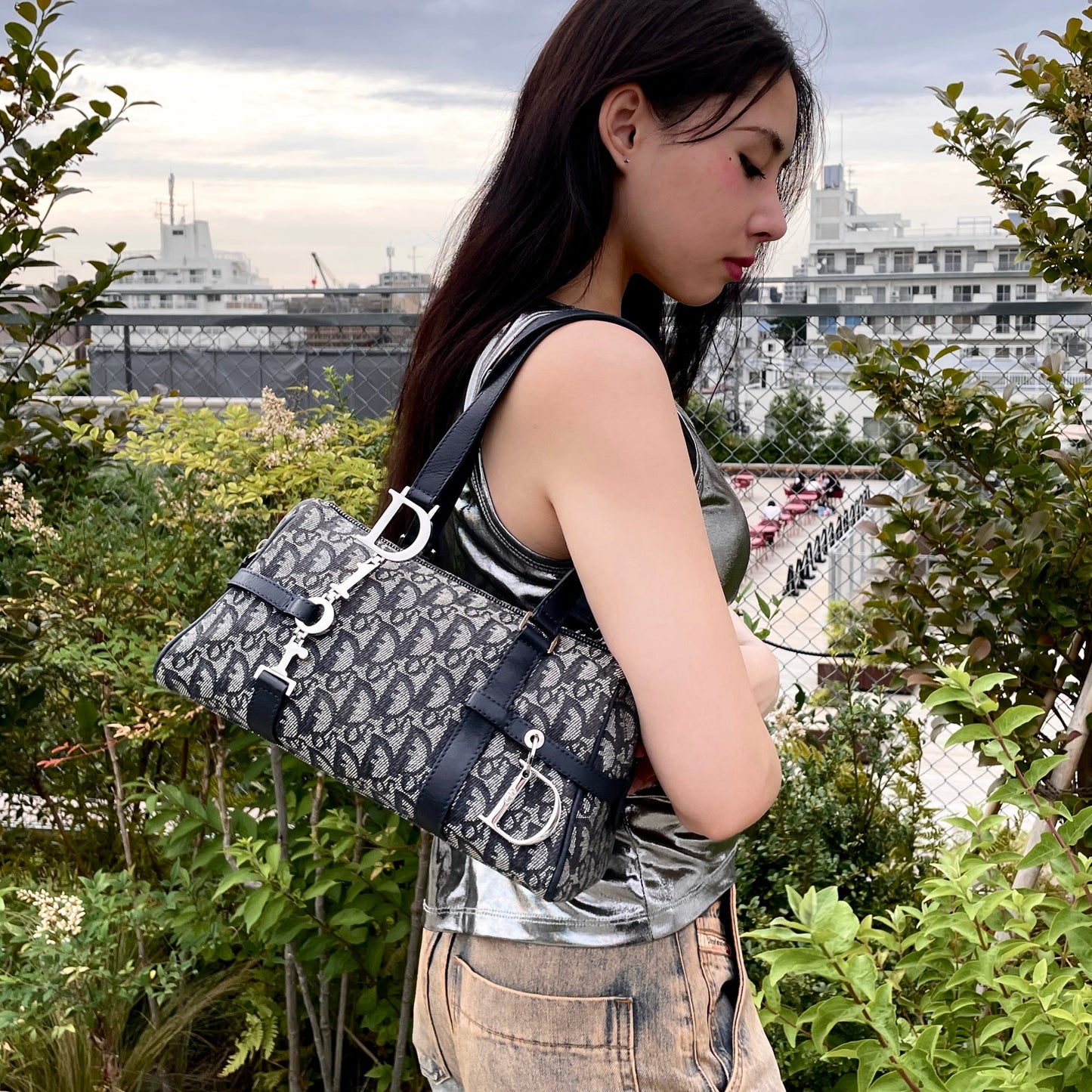 RARE☆☆☆CHRISTIAN DIOR Trotter Dior Chain Shoulder D Pendant Bowling Bag Navy &amp; Silver