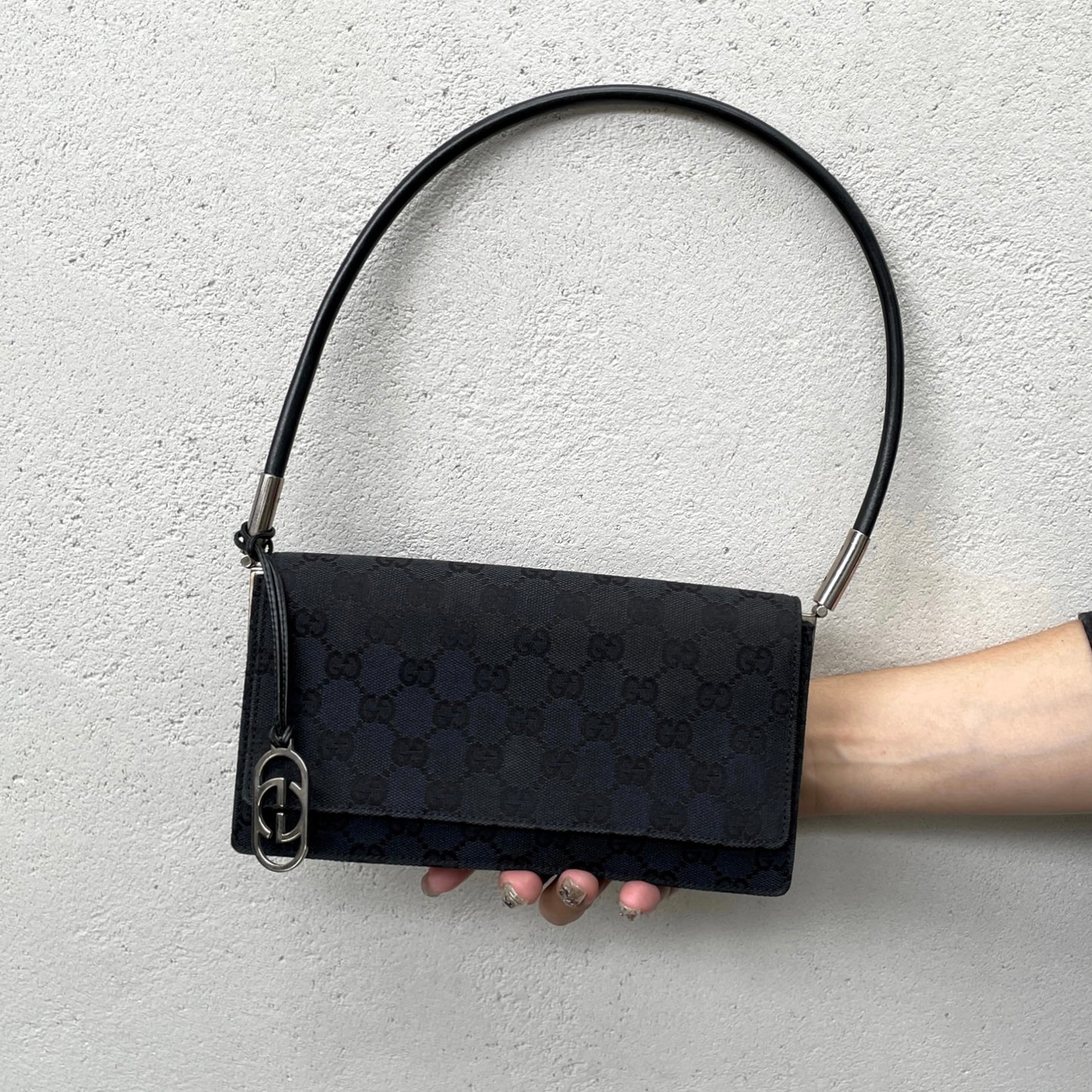 GUCCI GG Canvas On Shoulder Flap Bag Black &amp; Silver