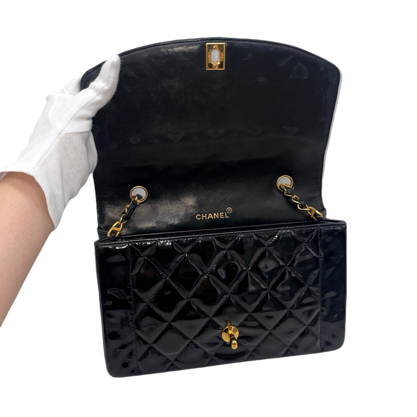 RARE☆☆☆CHANEL Matelassé Diana 25cm Enamel  Leather Chain Shoulder Single Flap Bag Black & Gold