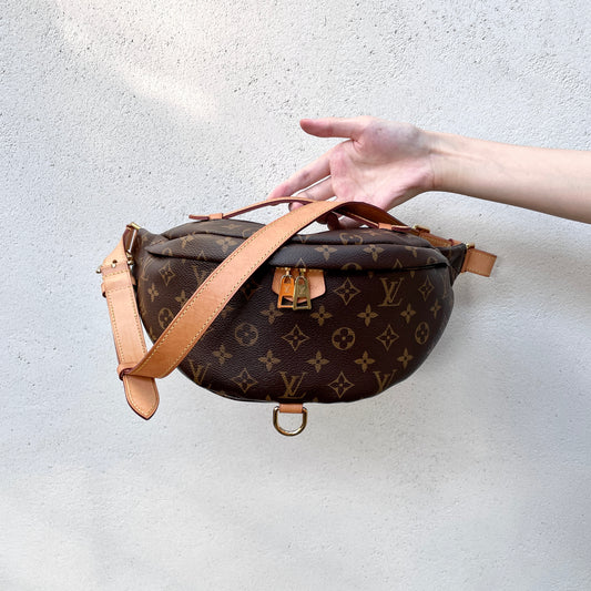 LOUIS VUITTON ﾓﾉｸﾞﾗﾑ ﾊﾞﾑﾊﾞｯｸﾞ