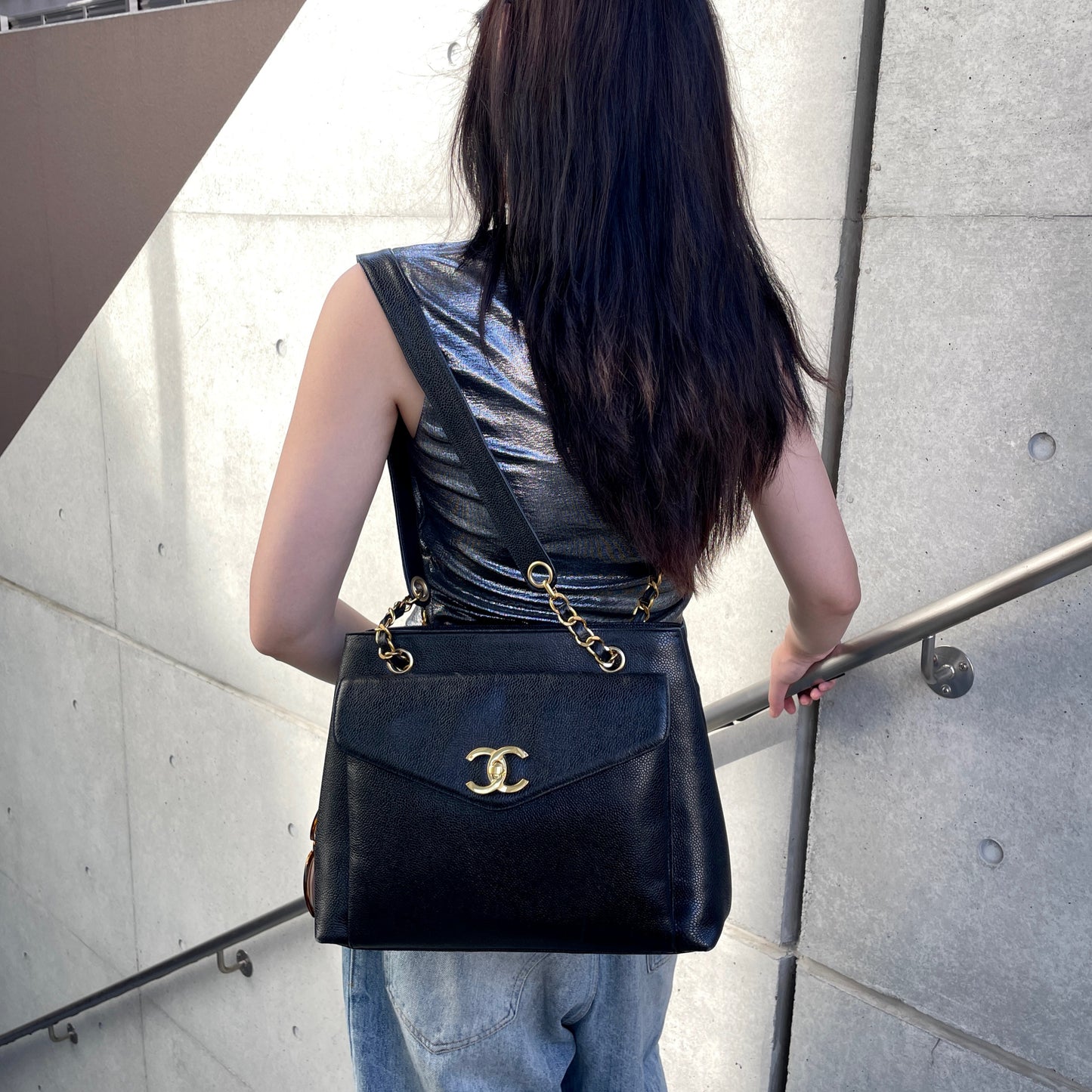 RARE☆☆☆CHANEL Jumbo CC LOGO Pocket Caviar Skin Leather Chains Shoulder Tote Bag Black &amp; Gold