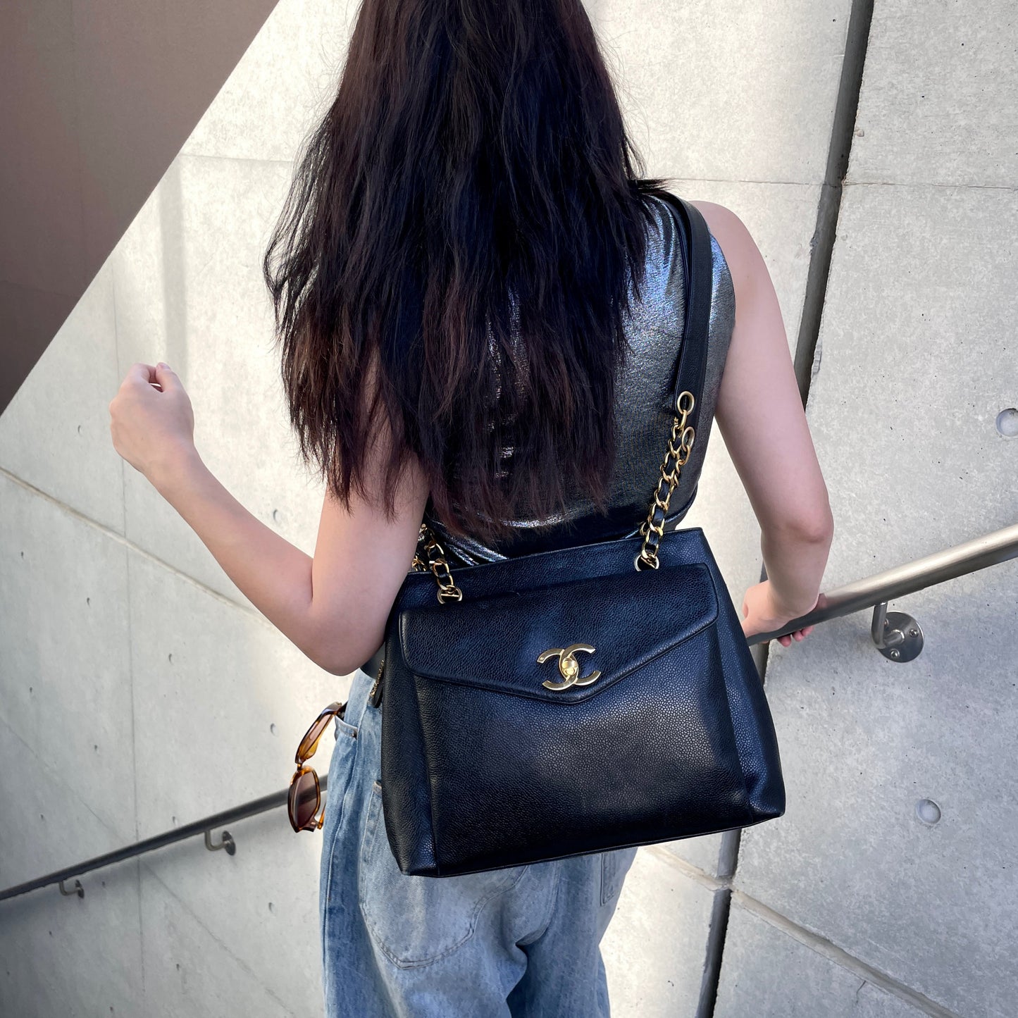 RARE☆☆☆CHANEL Jumbo CC LOGO Pocket Caviar Skin Leather Chains Shoulder Tote Bag Black &amp; Gold