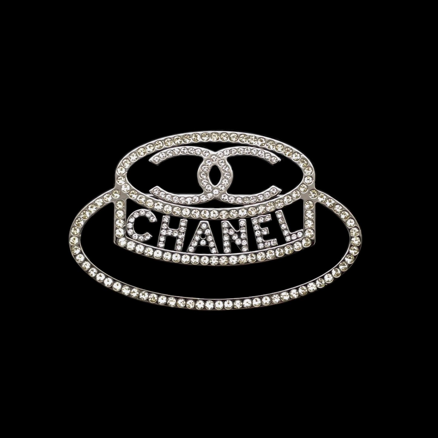 RARE☆☆☆ CHANEL ｺｺﾏｰｸCHANELﾛｺﾞ ﾗｲﾝｽﾄｰﾝ帽子ﾌﾞﾛｰﾁ