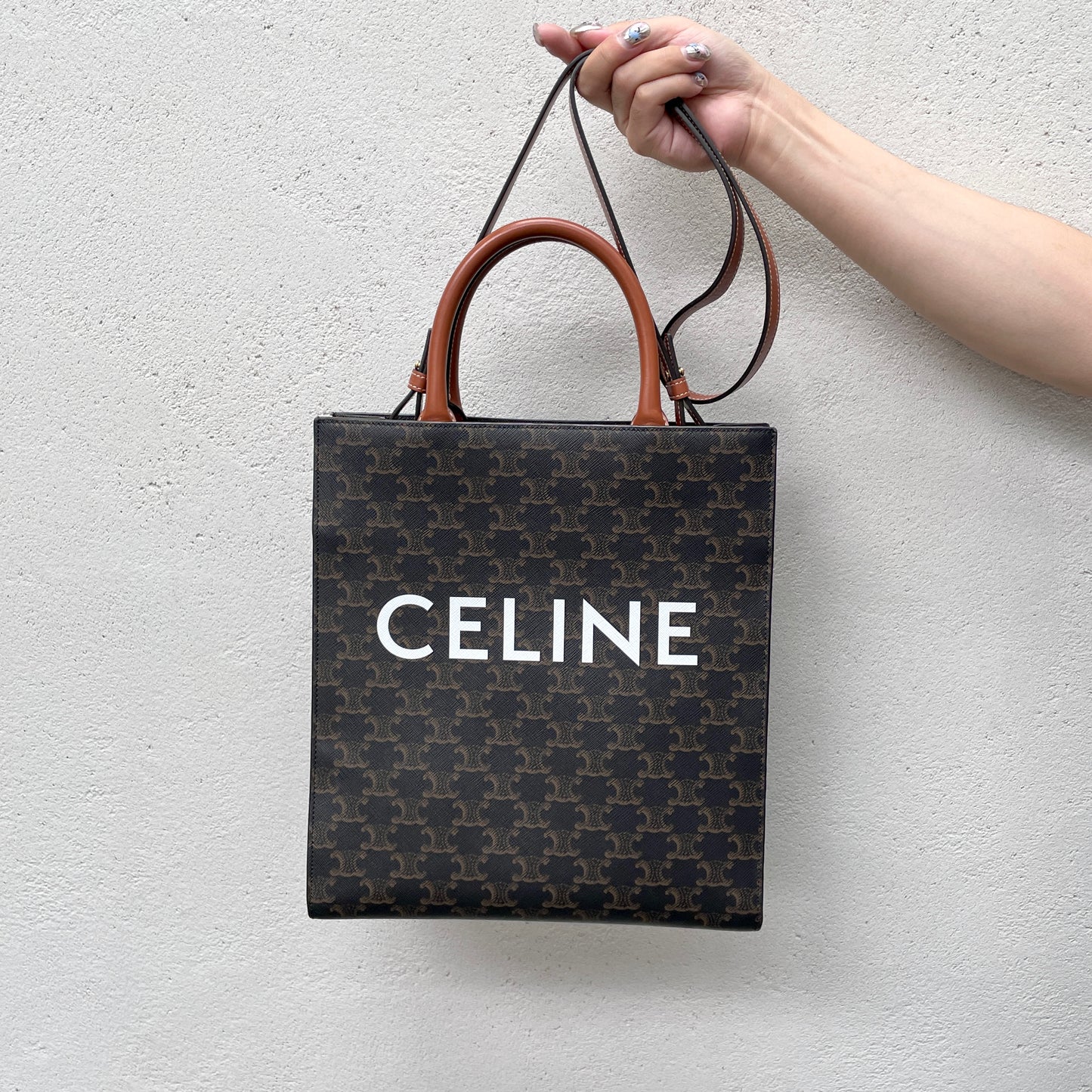 CELINE ﾏｶﾀﾞﾑ ﾄｰﾄﾊﾞｯｸﾞ 新型