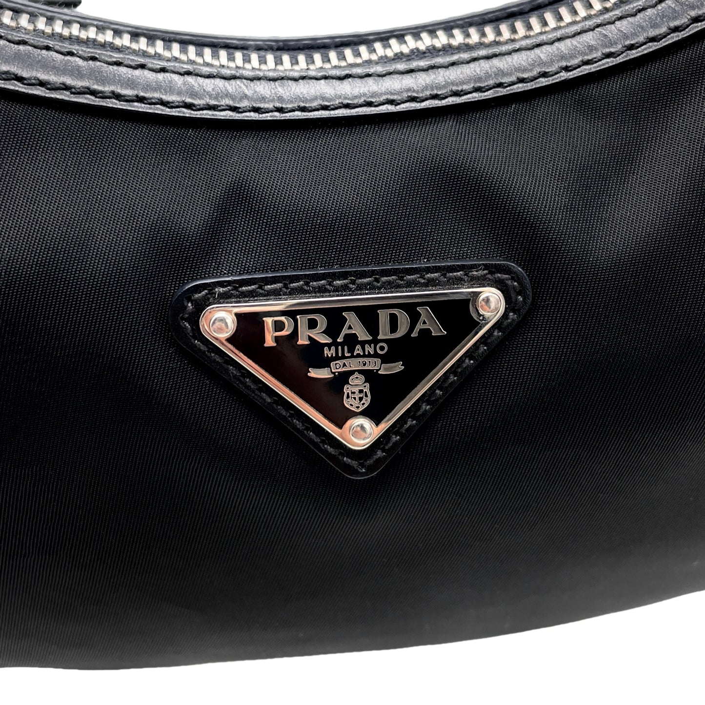 PRADA 三角ﾛｺﾞ HOBO ｼｮﾙﾀﾞｰﾊﾞｯｸﾞ