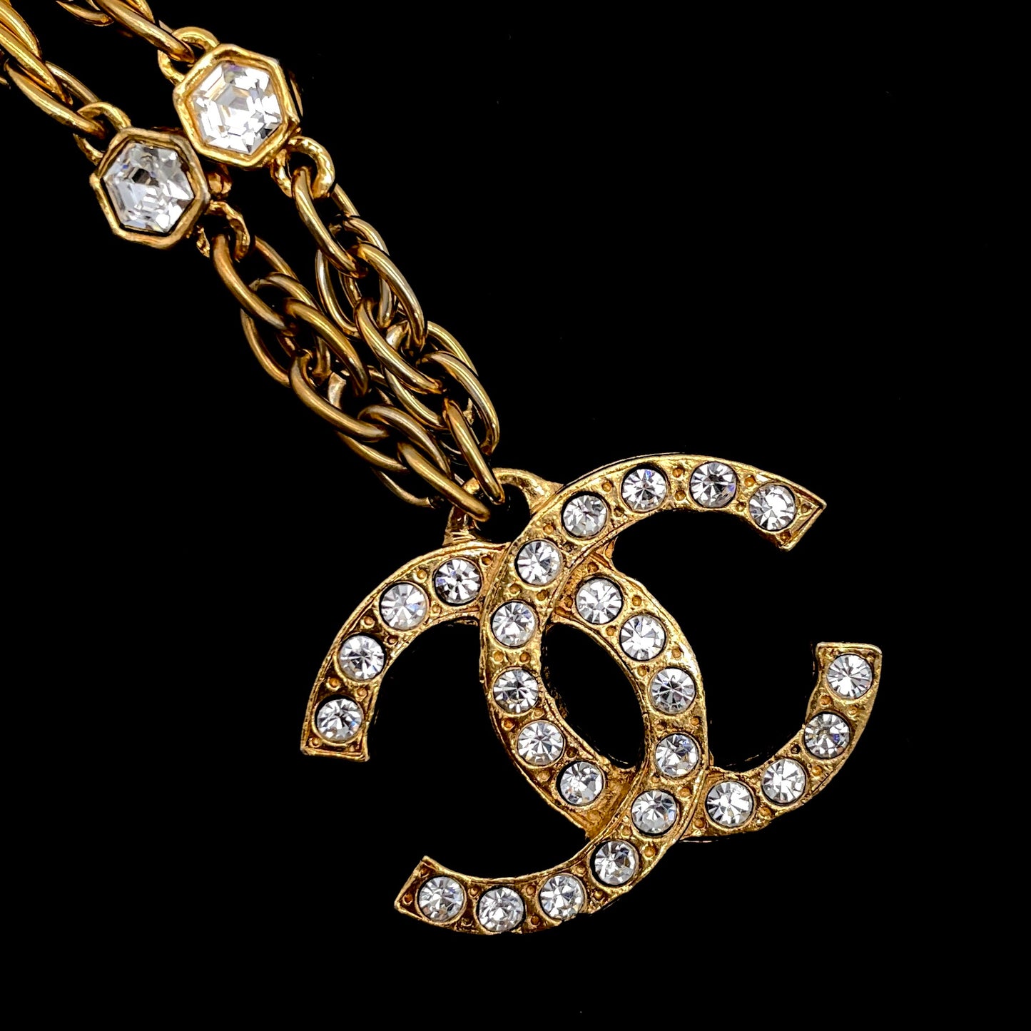 RARE☆☆☆☆CHANEL Rhinestone Coco Mark Pendant Rhinestone Chain Necklace GP