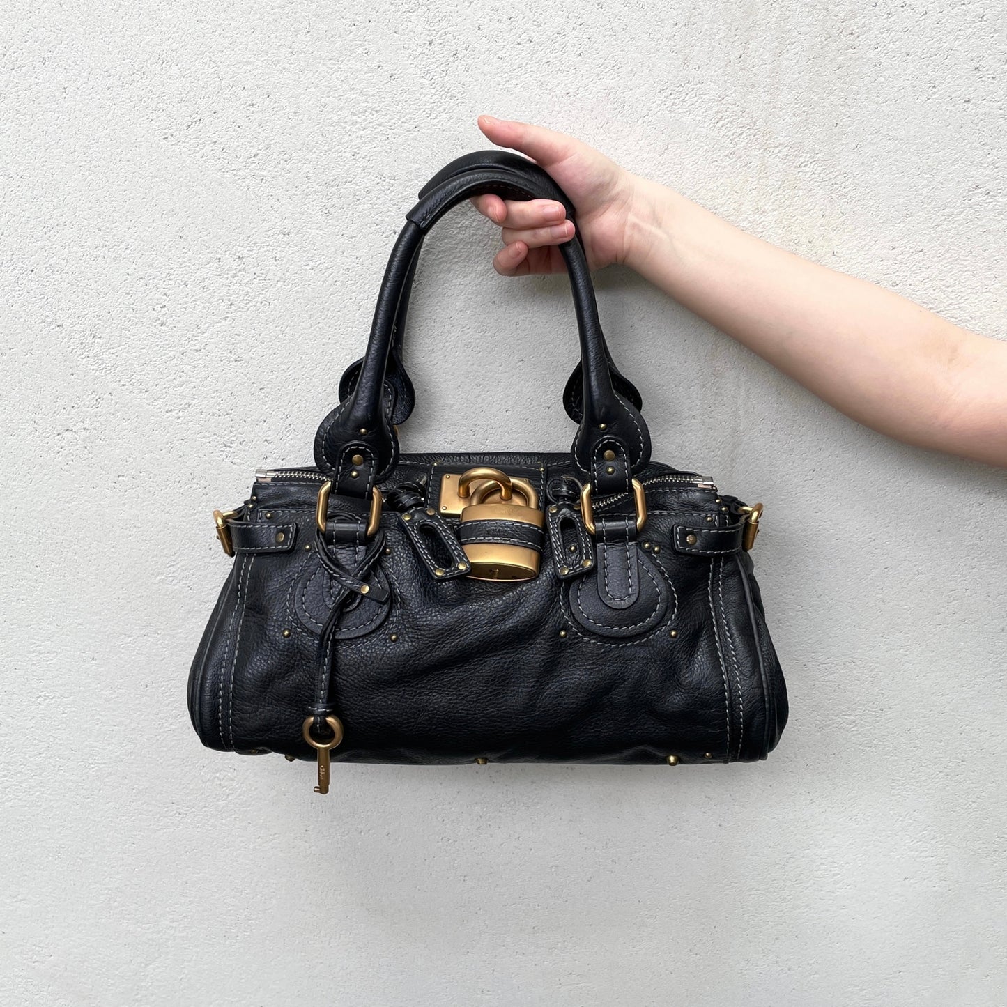 RARE★★★★Chloé Leather Paddington Shoulder Bag Medium Black with Gold Hardware