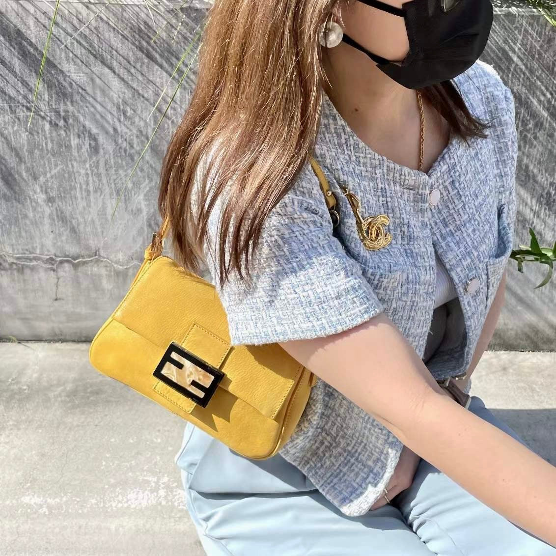 FENDI FF logo mini manma bucket chain shoulder bag