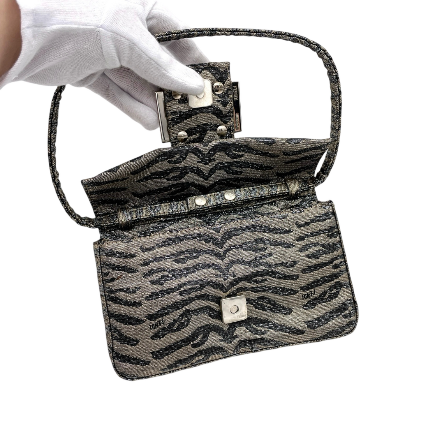 RARE☆☆☆FENDI Tiger Micro Mamma Bucket