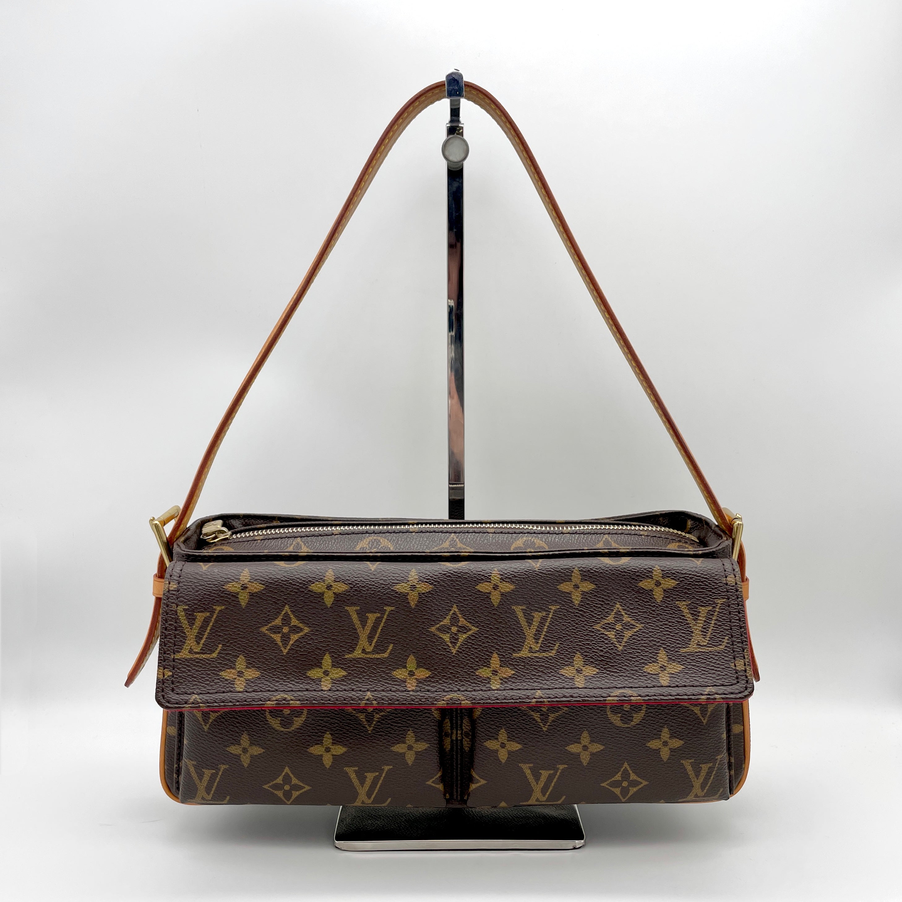 LOUIS VUITTON ﾓﾉｸﾞﾗﾑ ｳﾞｨﾊﾞ・ｼﾃMM M51164 ﾌﾞﾗｳﾝ PVC ﾚｻﾞｰ – Afar Vintage