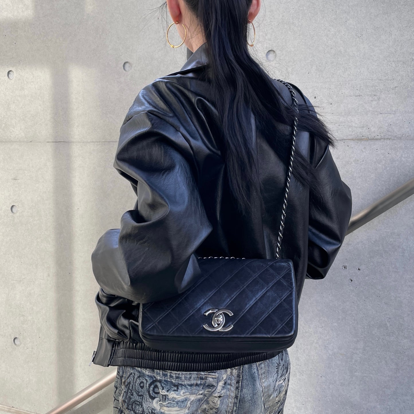 CHANEL 2012 Matelassé Iridescent Calfskin Double Chains Full Flap Shoulder Bag Black & Silver
