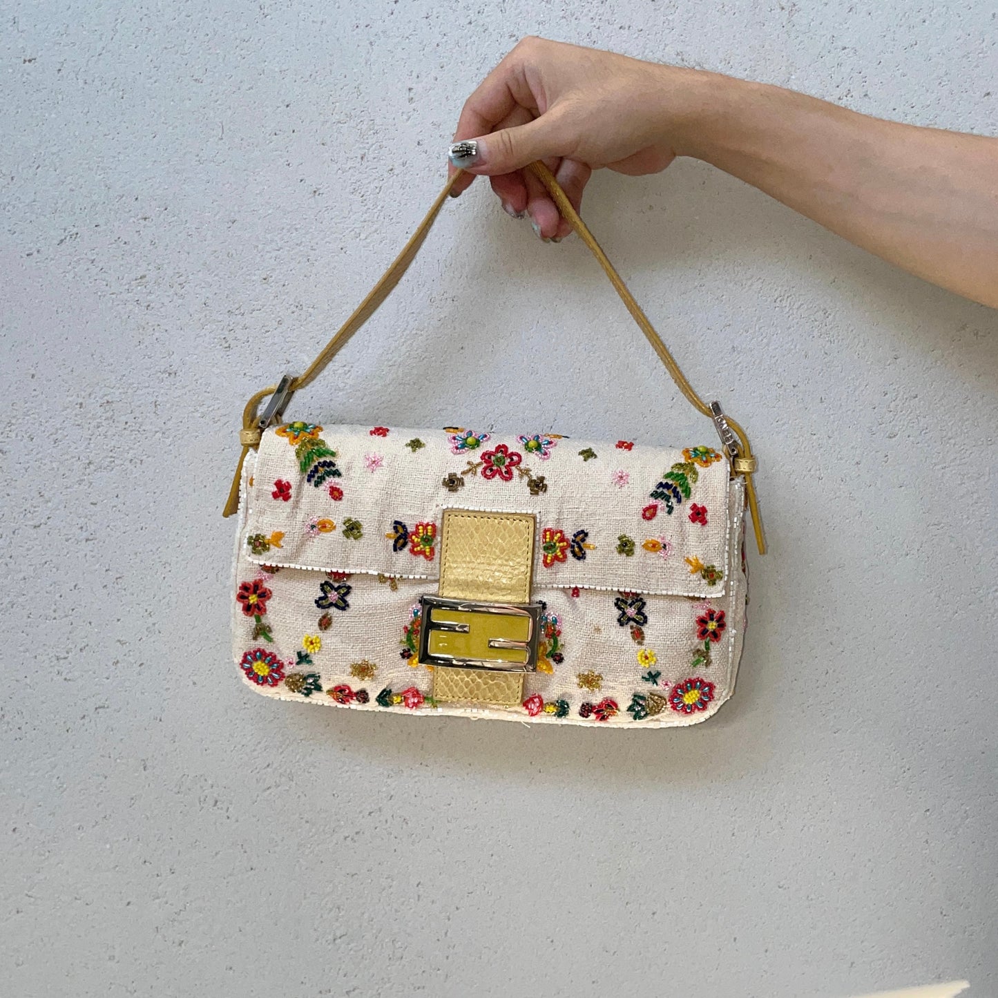 RARE☆☆☆☆FENDI Beads Embroidery Mamma Baguette PM Shoulder Bag/15th Anniversary Limited