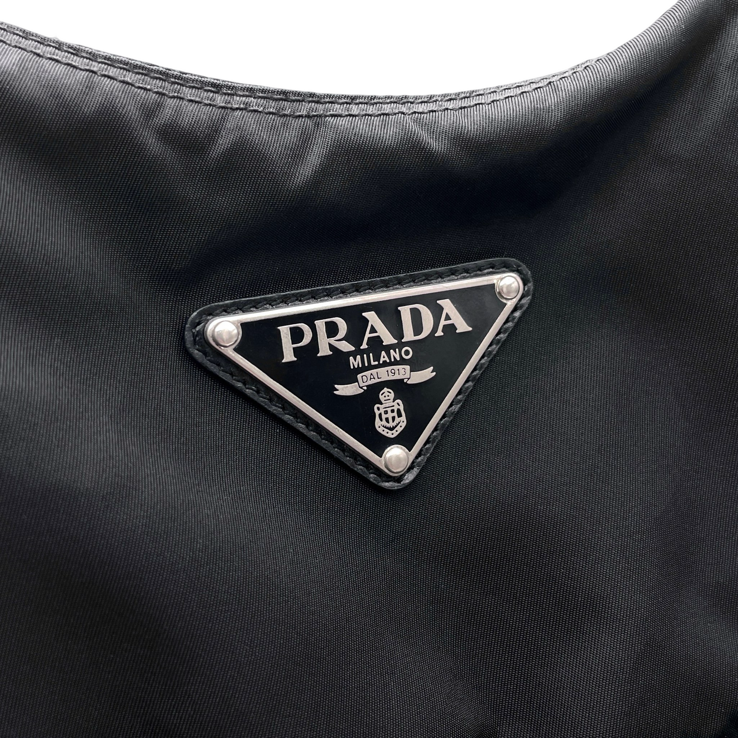 PRADA ｼﾞｬﾝﾎﾞ三角ﾛｺﾞHOBO ｼｮﾙﾀﾞｰﾊﾞｯｸﾞ