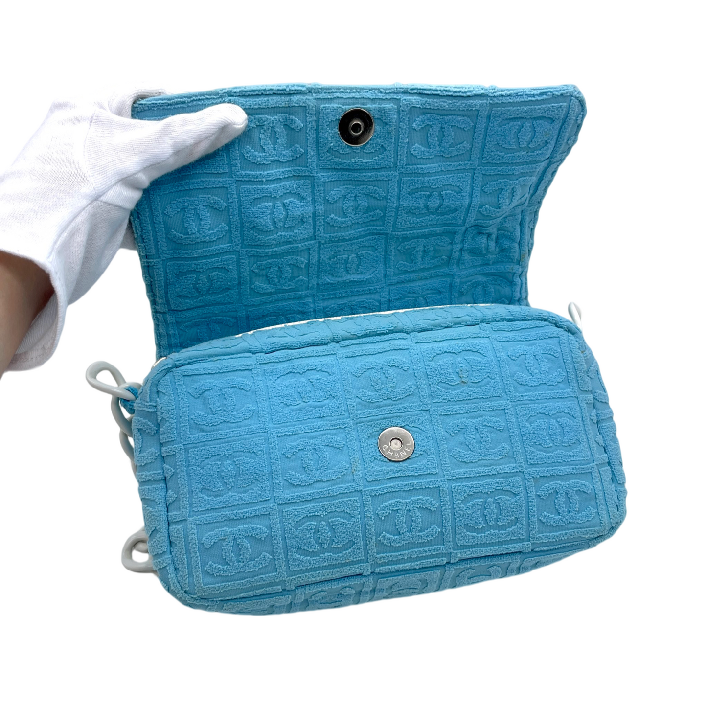 RARE☆☆☆☆CHANEL 2001 CC LOGOS Flocking Acrylic Chain Shoulder Single Flap Bag Baby Blue &amp; White