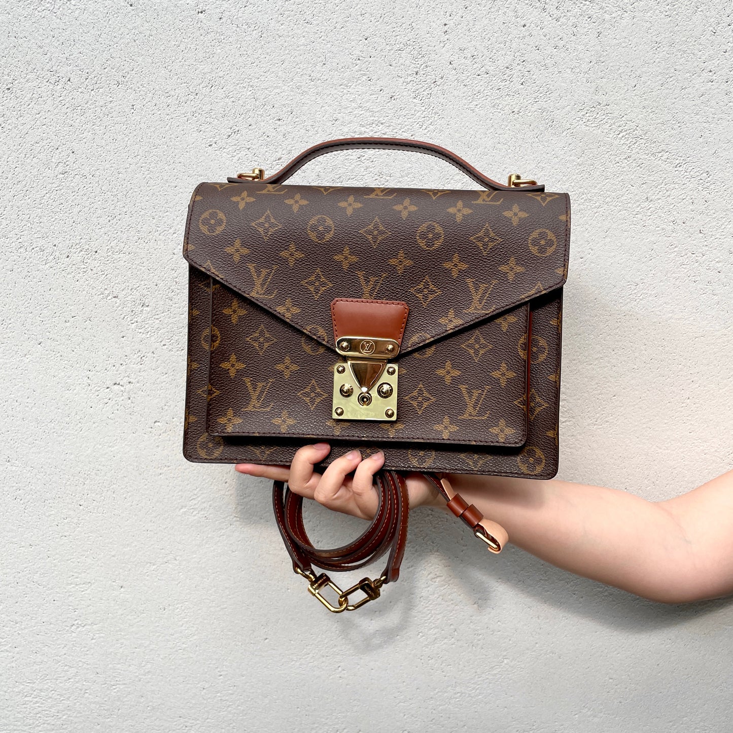 LOUIS VUITTON ﾓﾉｸﾞﾗﾑ ﾓﾝｿｰ 2Wayﾊﾝﾄﾞﾊﾞｯｸﾞ