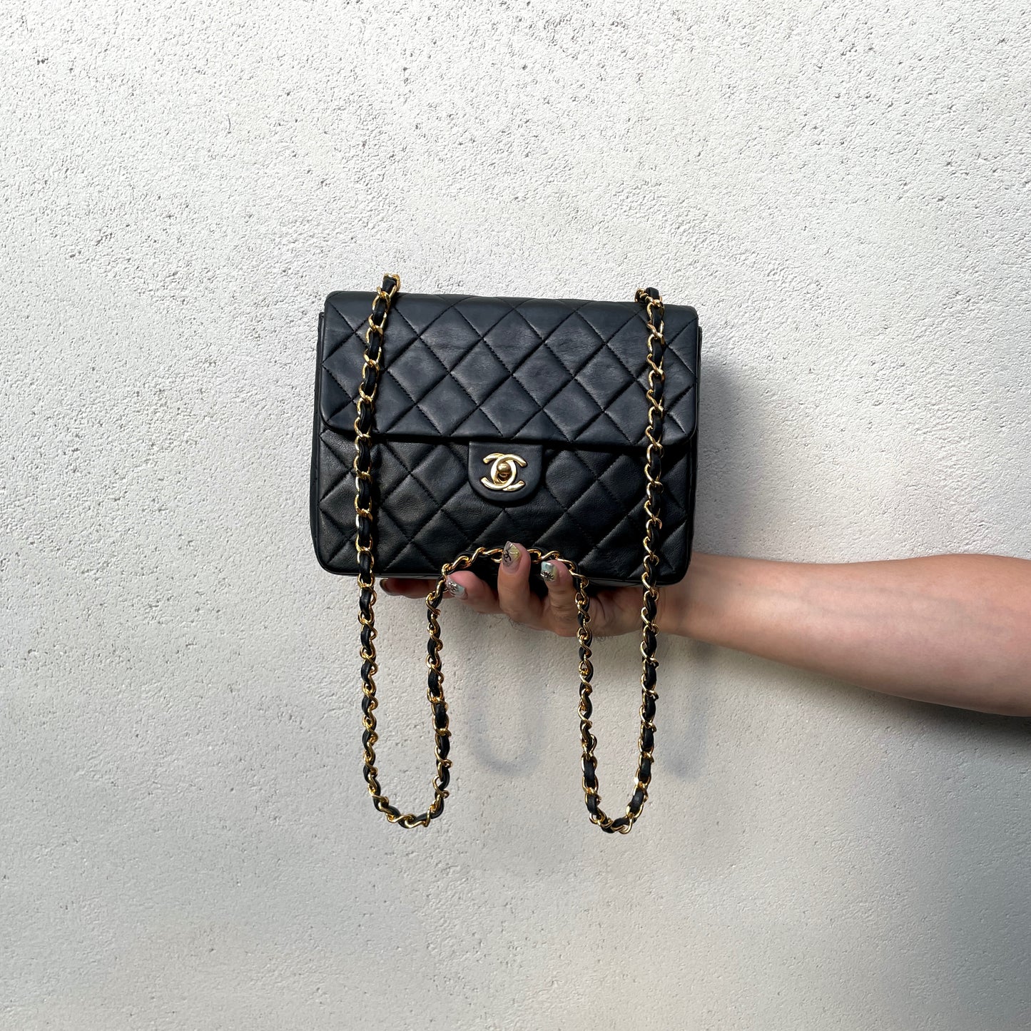 CHANEL Matelassé CC LOGO Turn Lock Mini Chain Shoulder Flap Bag Black & Gold
