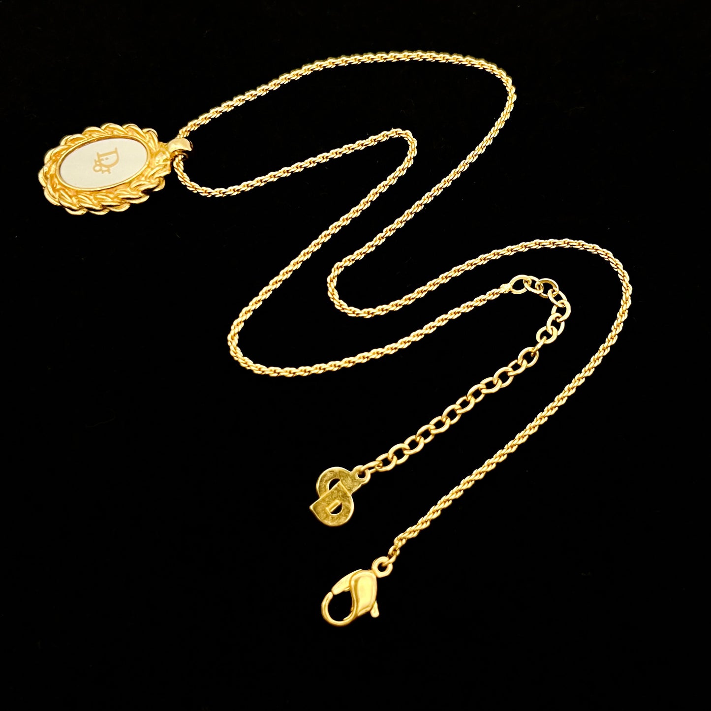 Pre-owned Christian Dior Trotter Oval Necklace