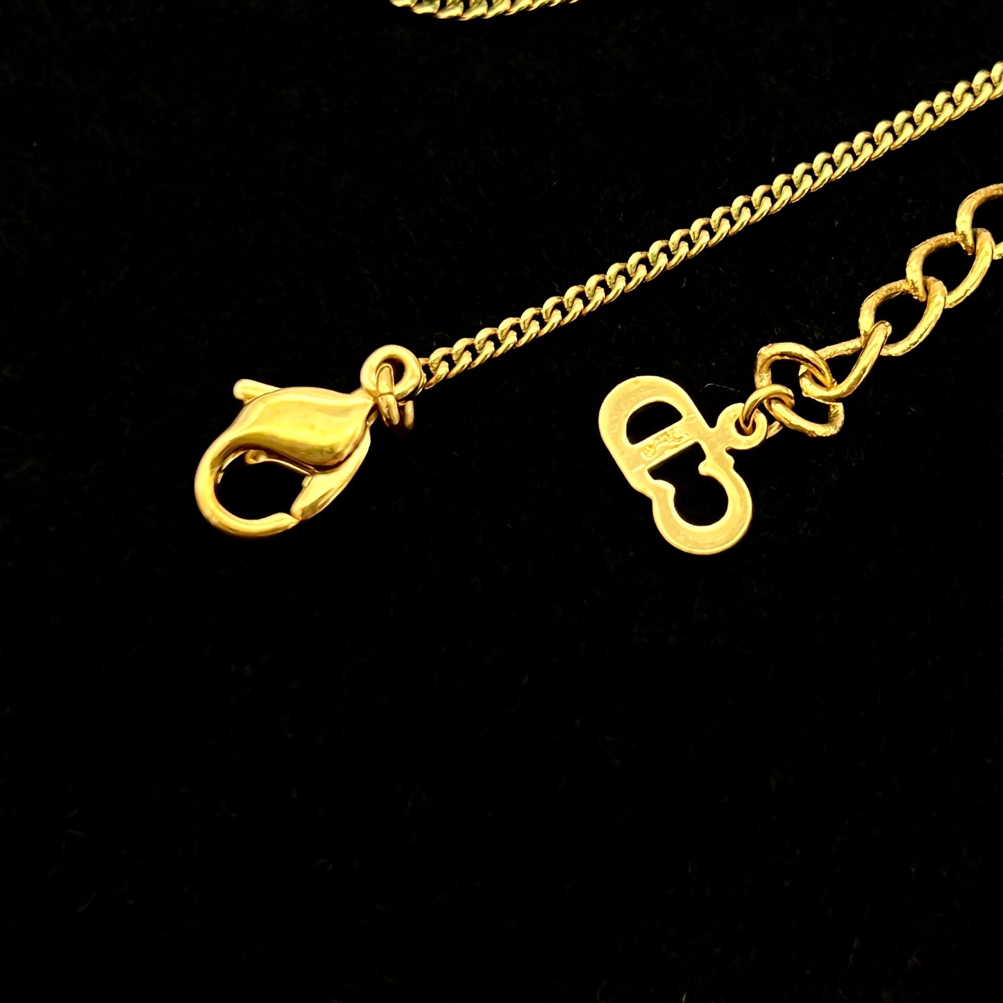 CHRISTIAN DIOR logo necklace