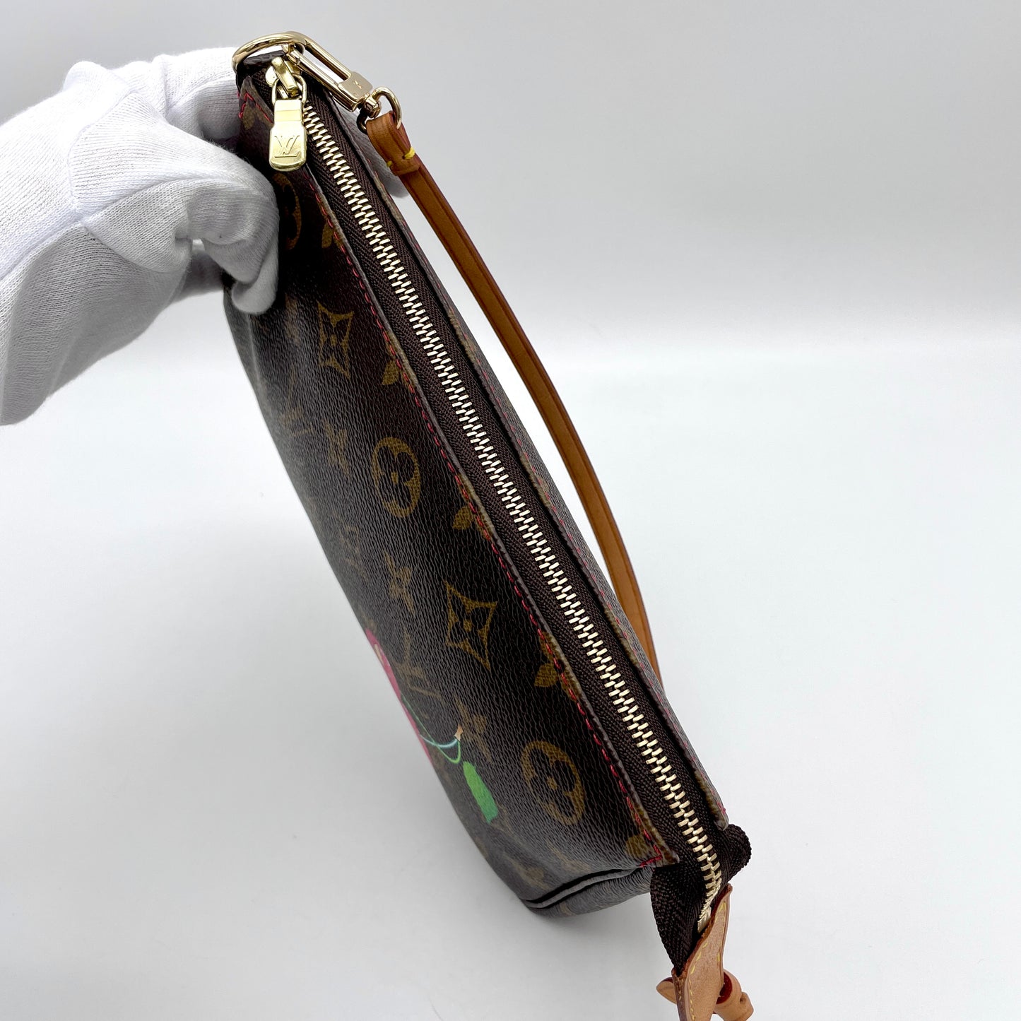 RARE ☆☆☆☆ LOUIS VUITTON Monogram Cherry Pochette Accessory M95008 Takashi Murakami