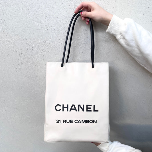 RARE☆☆☆CHANEL Logo Essential Tote Bag White/2009SS