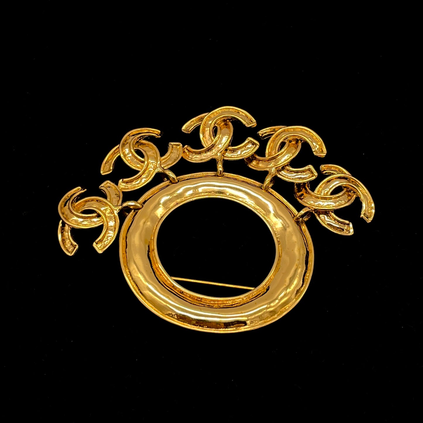 CHANEL Coco Mark 5-Ring Brooch 94P