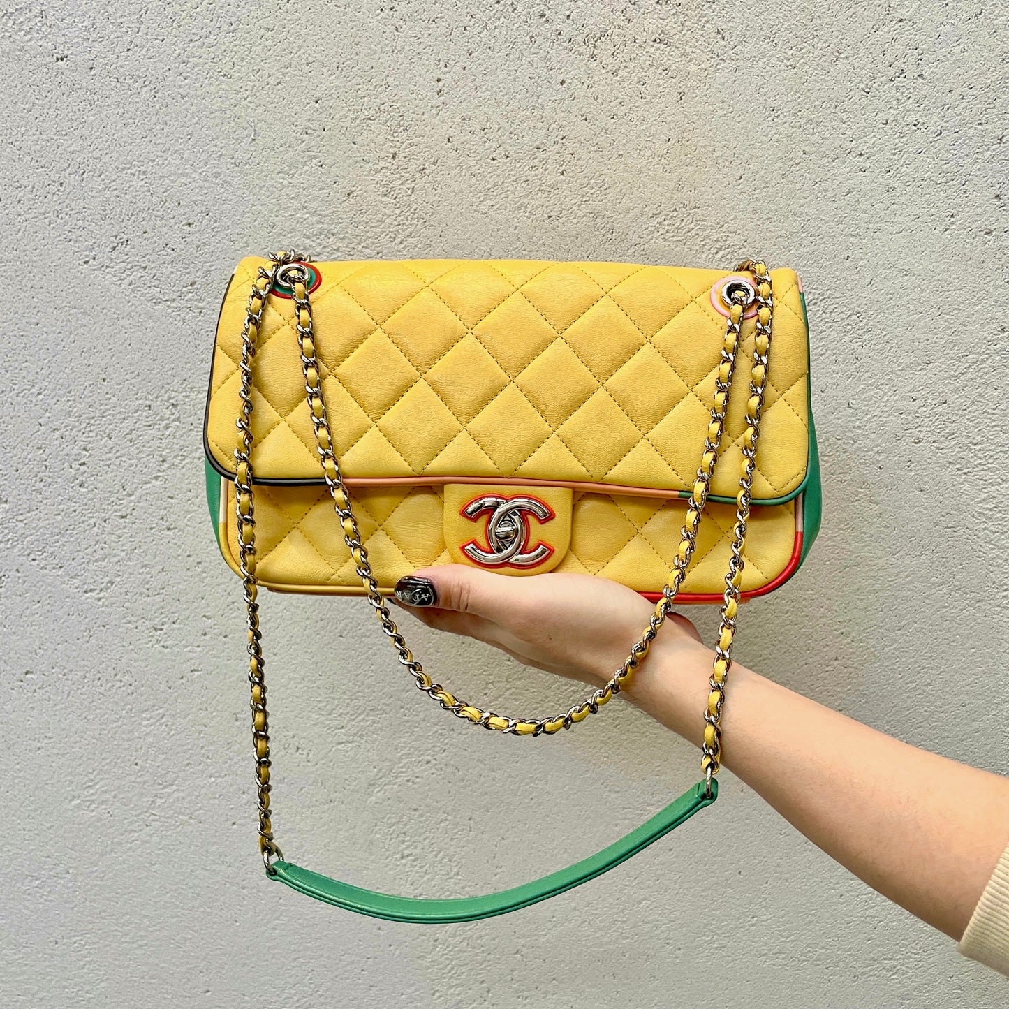 RARE☆☆☆CHANEL 31 RUE CAMBOM Matelasse Crack Single Flap W Chain Bag Yellow Multicolor SHW