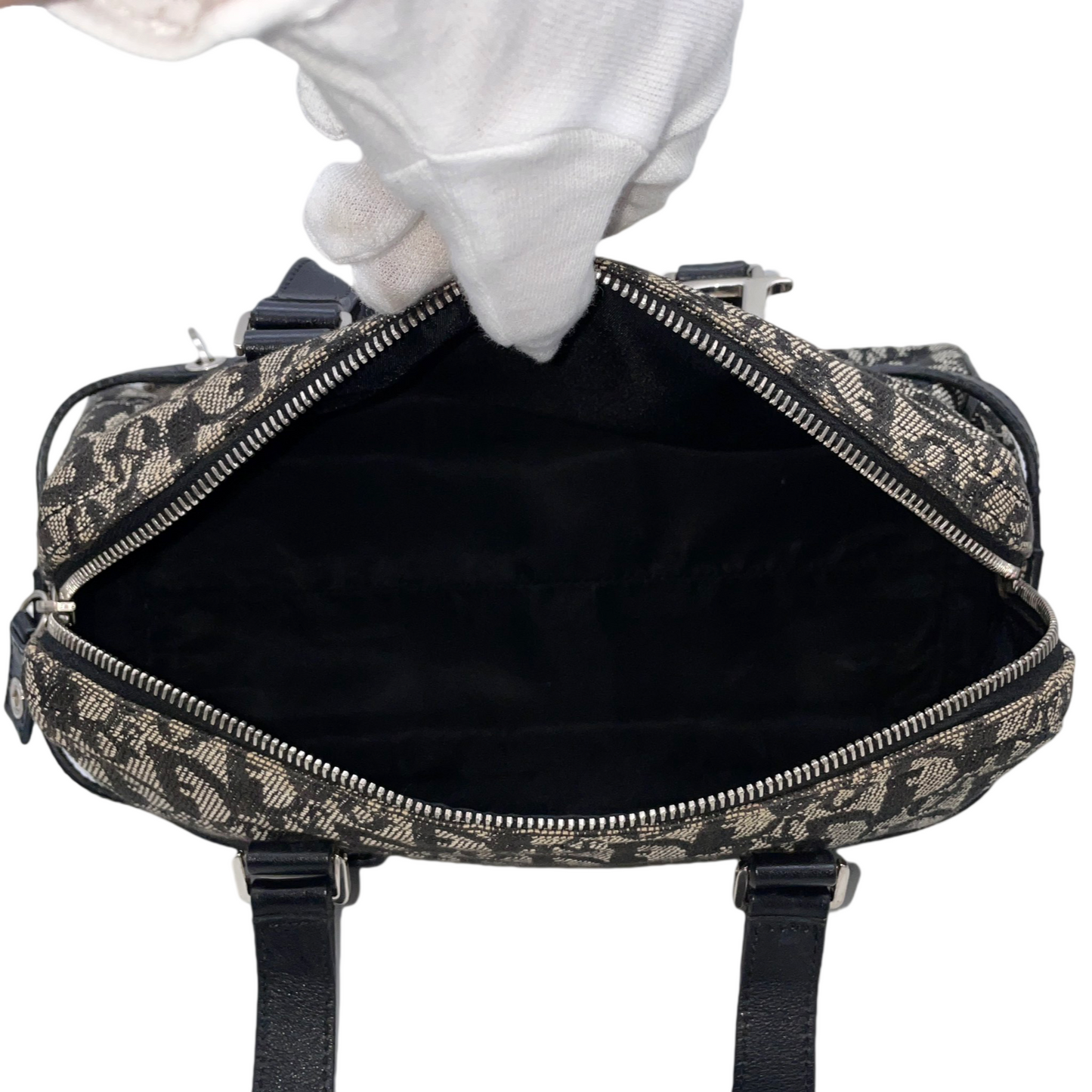 RARE☆☆☆CHRISTIAN DIOR Trotter Dior Chain Shoulder D Pendant Bowling Bag Navy &amp; Silver