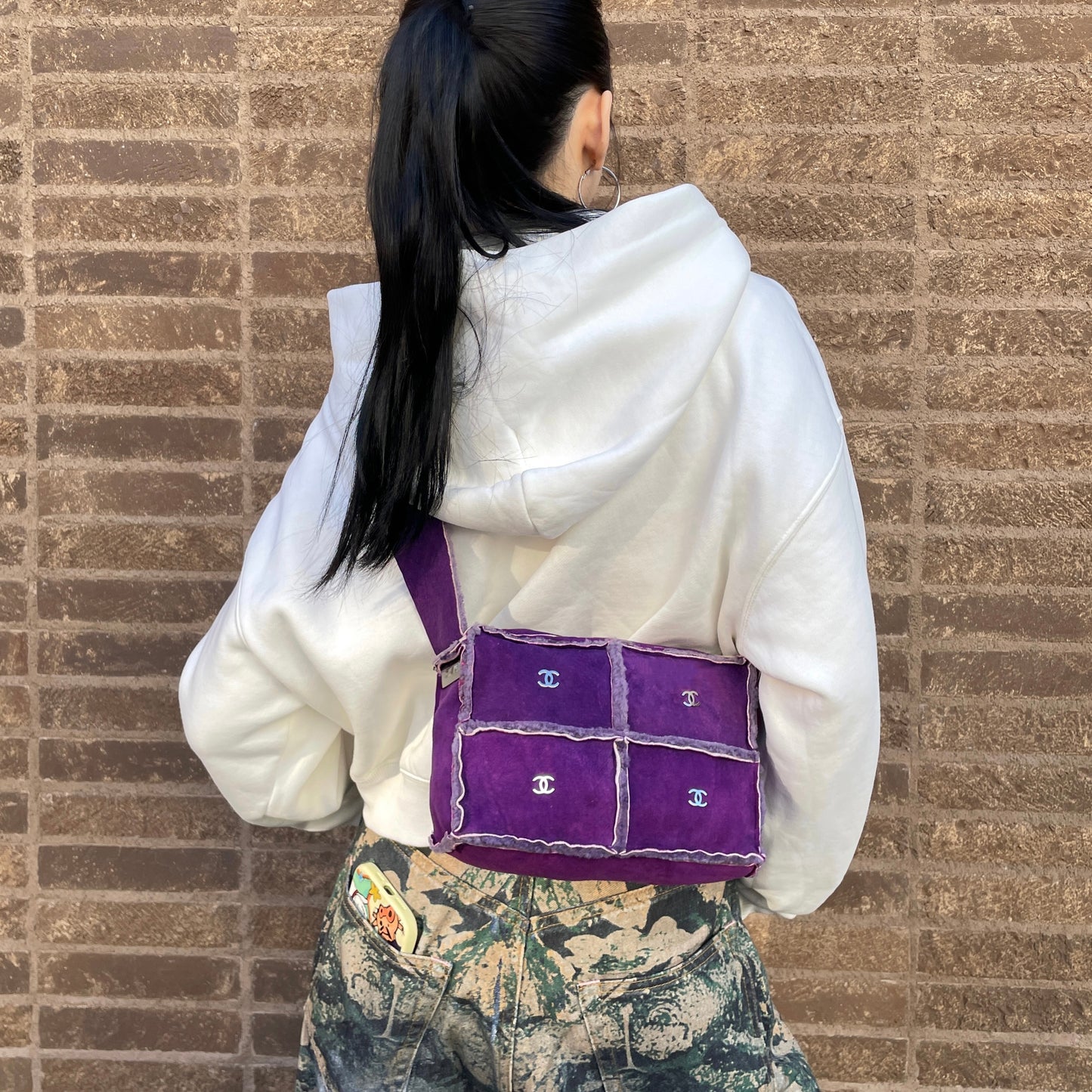 RARE☆☆☆☆CHANEL 2000 CC LOGO Shearling Chocolate Bar Shoulder Bag Purple & Silver