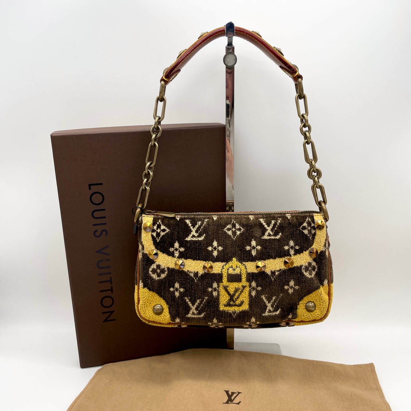 RARE☆☆☆☆LOUIS VUITTON 04年秋冬ｺﾚｸｼｮﾝ ﾄﾛﾝﾌﾟｲﾕﾎﾟｼｪｯﾄｱｸｾｿﾜｰﾙM92710