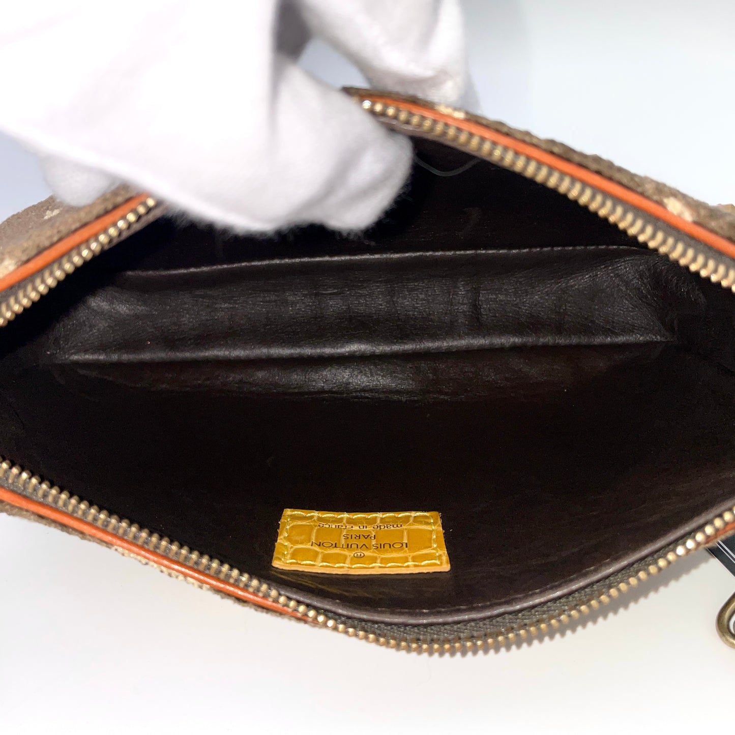 RARE☆☆☆☆LOUIS VUITTON 04年秋冬ｺﾚｸｼｮﾝ ﾄﾛﾝﾌﾟｲﾕﾎﾟｼｪｯﾄｱｸｾｿﾜｰﾙM92710