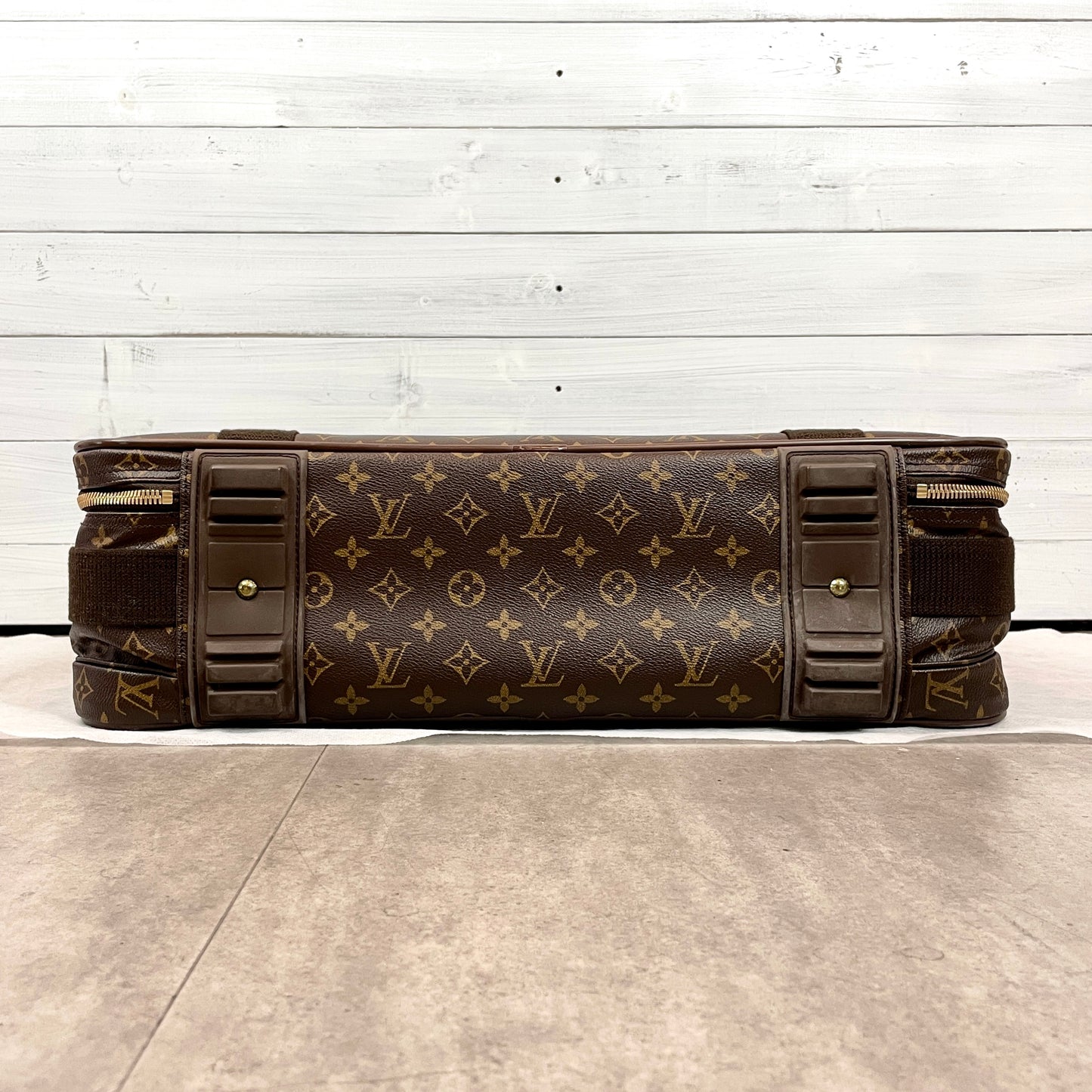 LOUIS VUITTON Monogram Satellite 53 2-Way Suitcase M23356/with strap