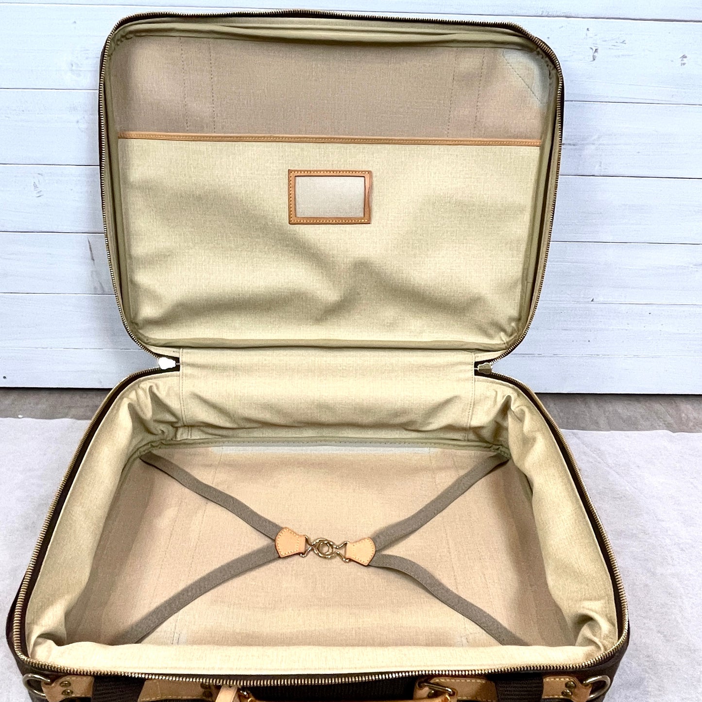 LOUIS VUITTON Monogram Satellite 53 2-Way Suitcase M23356/with strap